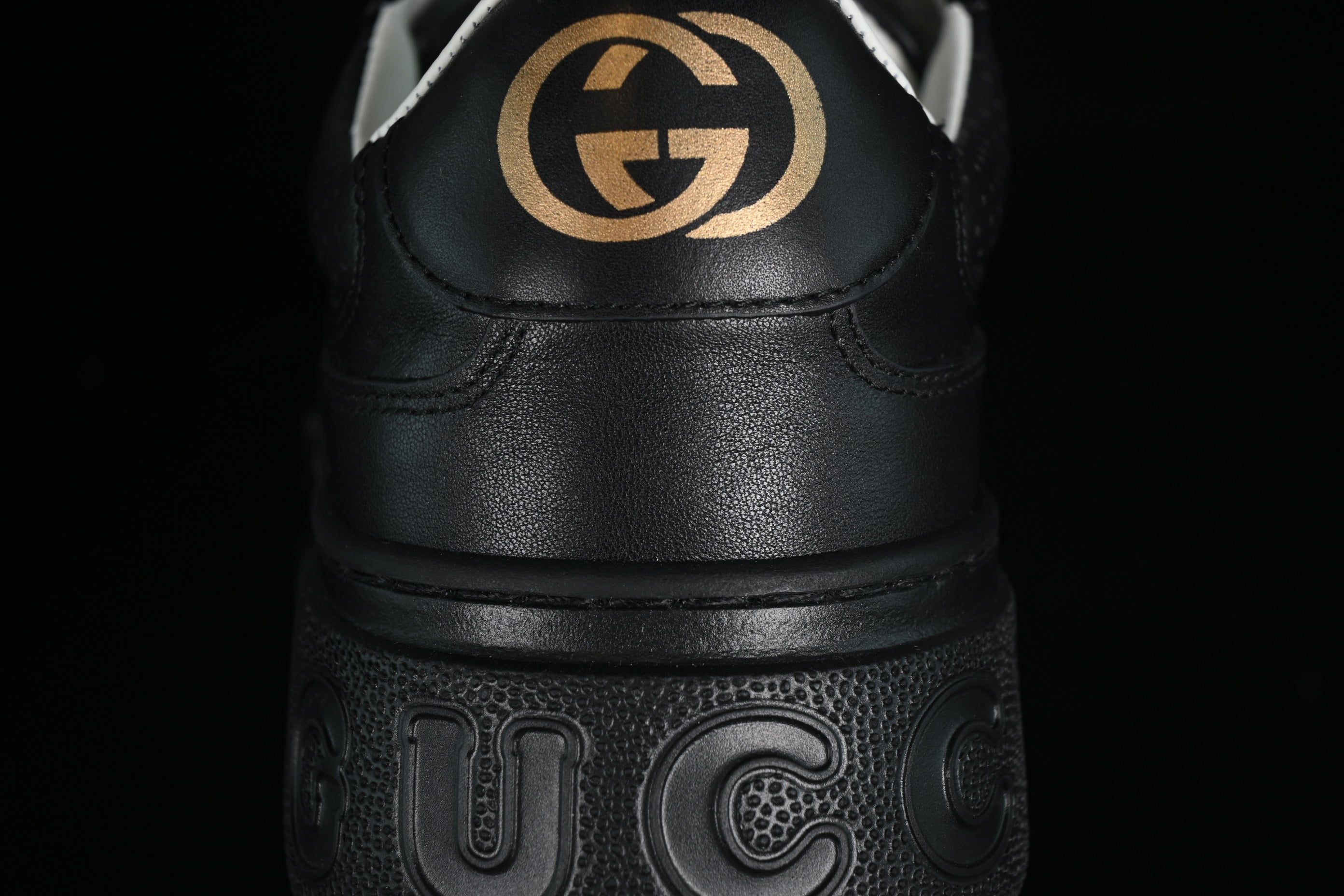 GucciUnisex GG Embossed - Black