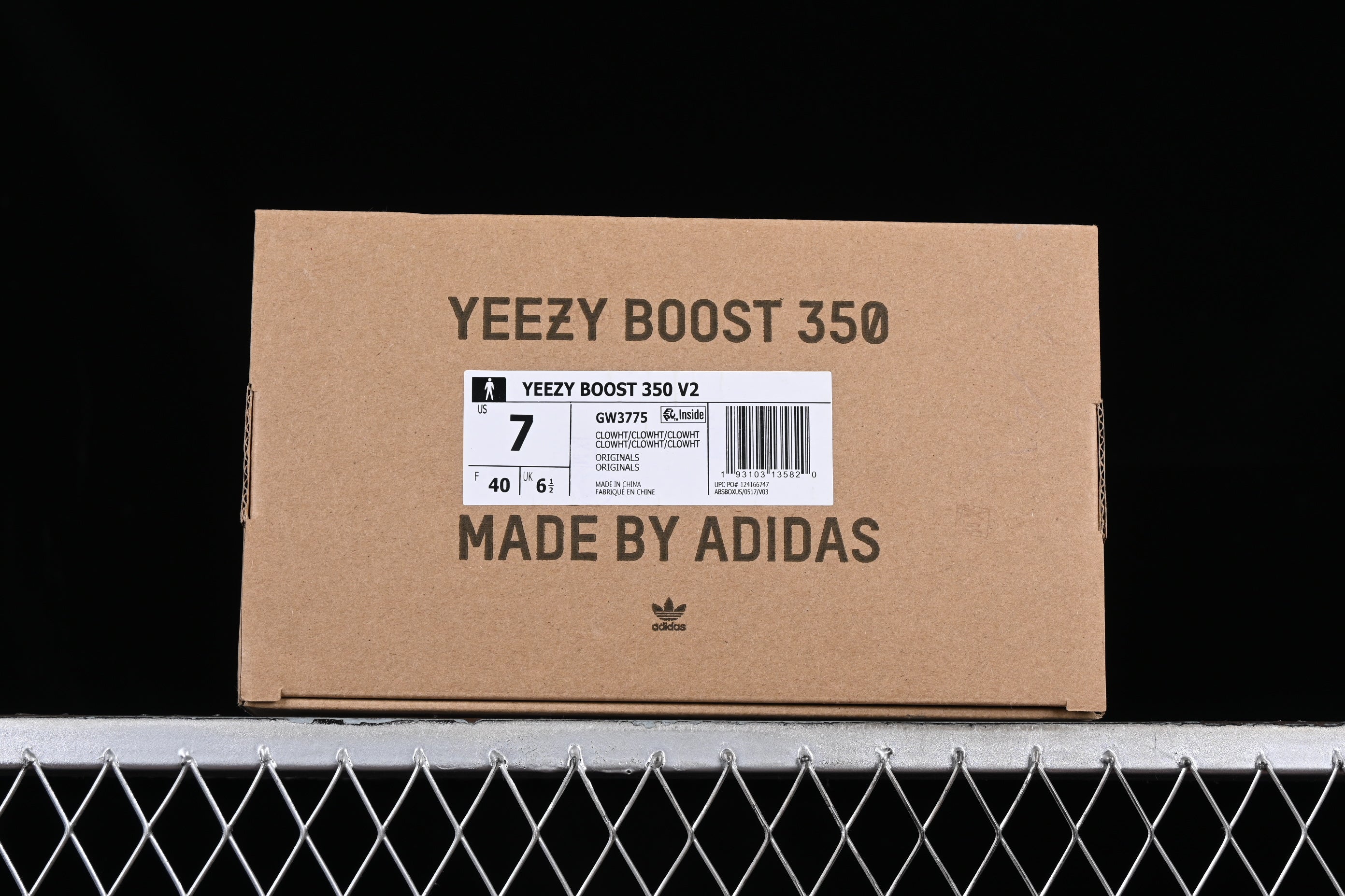 adidasUnisex Yeezy Boost 350 V2 - MX Frost Blue