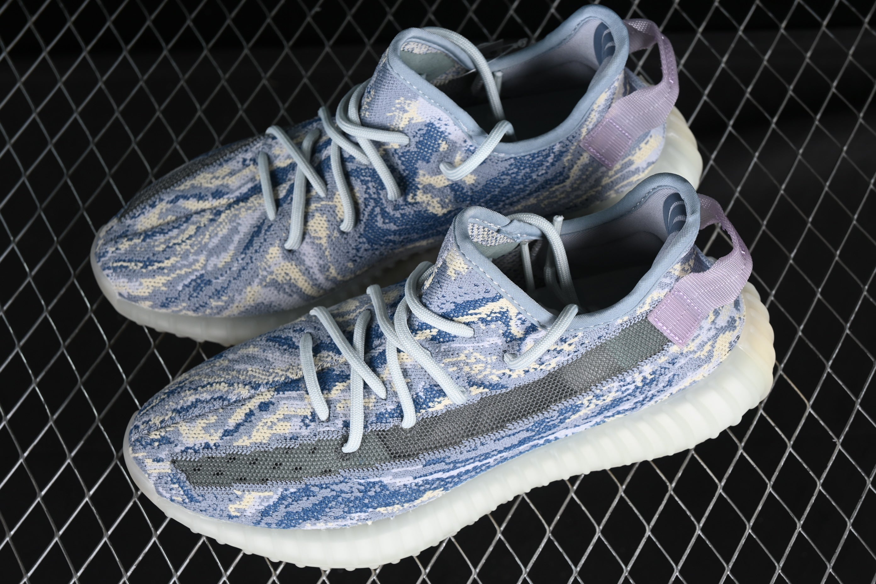 adidasMens Yeezy Boost 350 V2 - MX Frost Blue