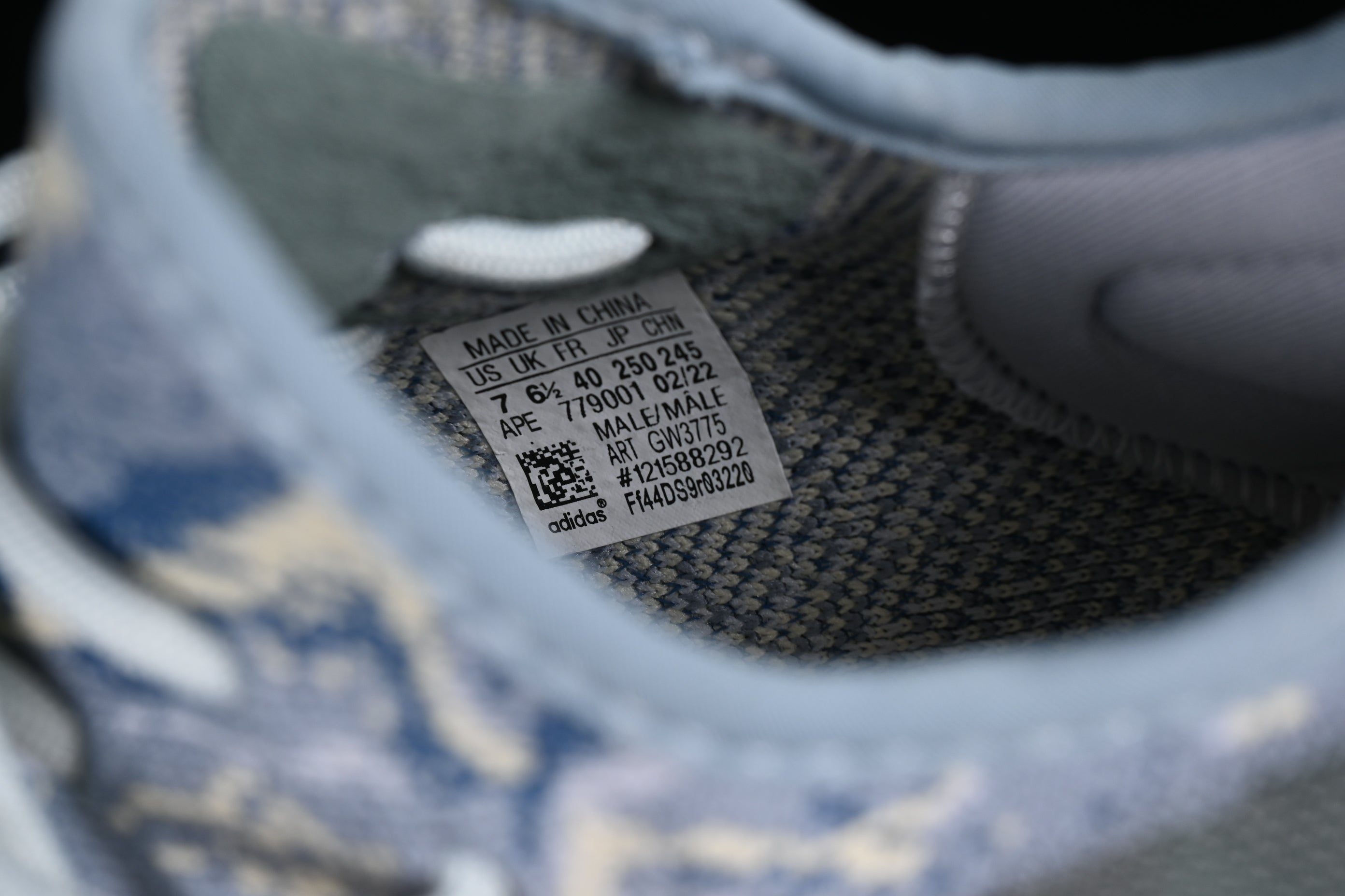 adidasUnisex Yeezy Boost 350 V2 - MX Frost Blue