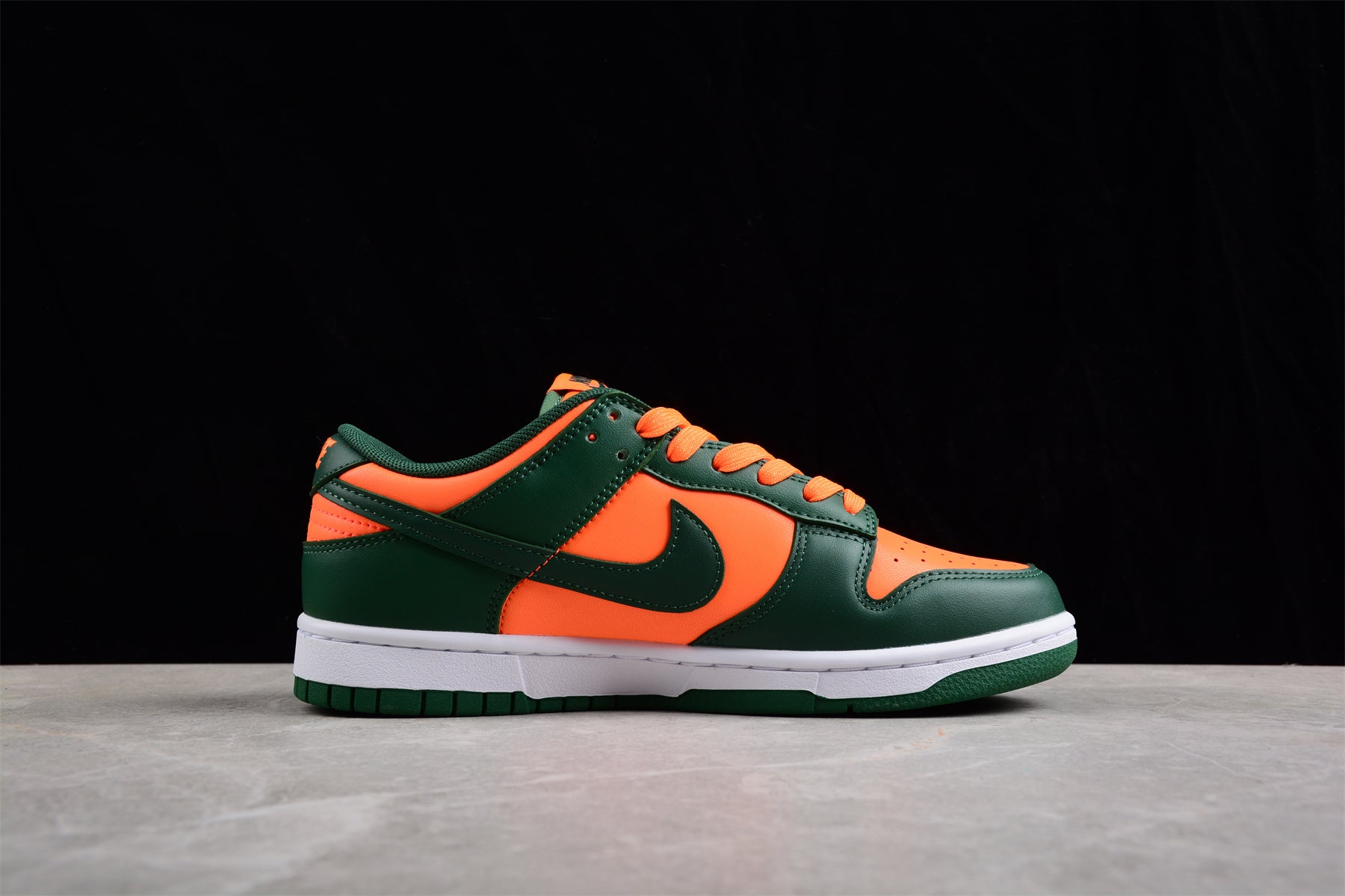 NikeMens SB Dunk Low - Miami Hurricanes