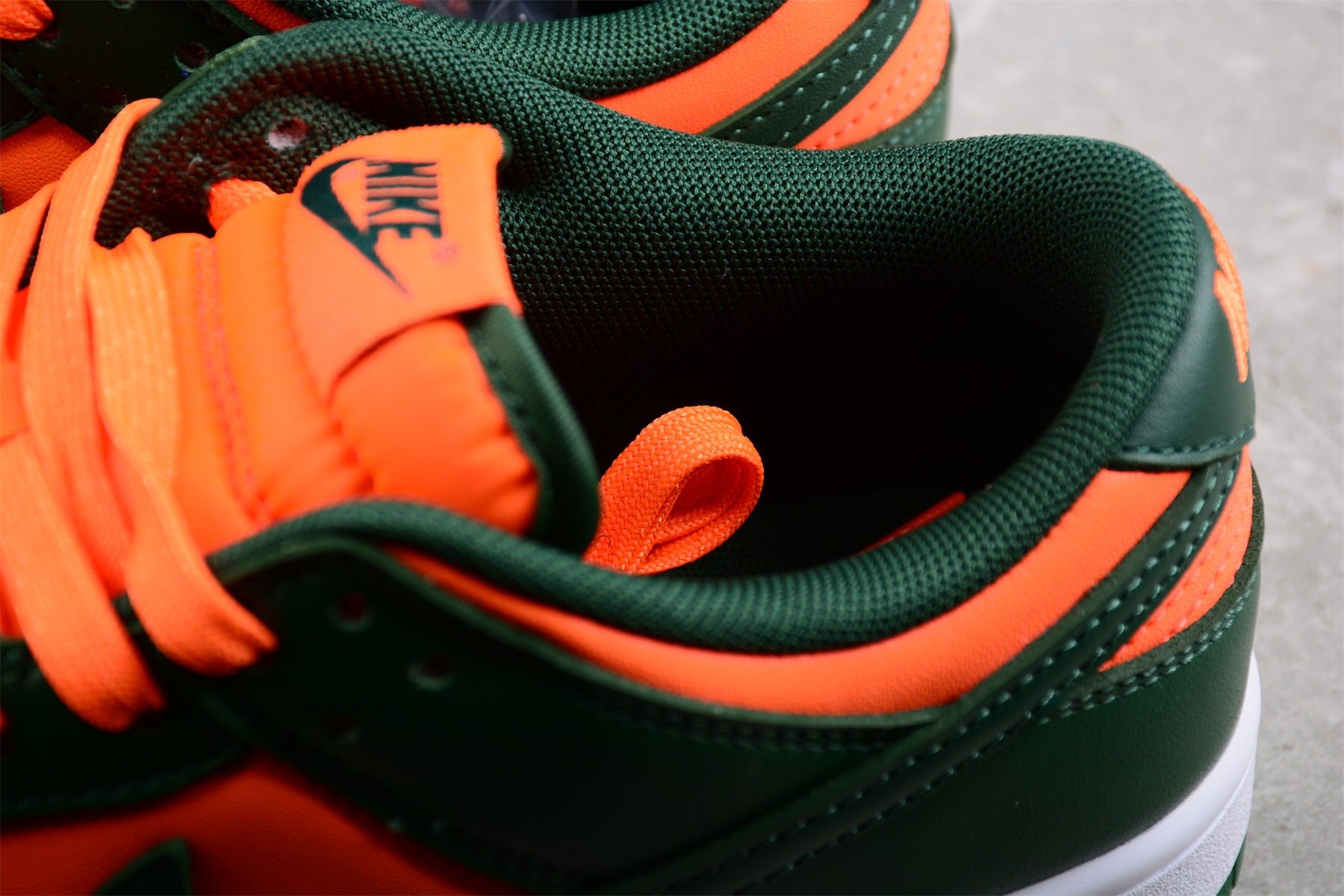 NikeMens SB Dunk Low - Miami Hurricanes