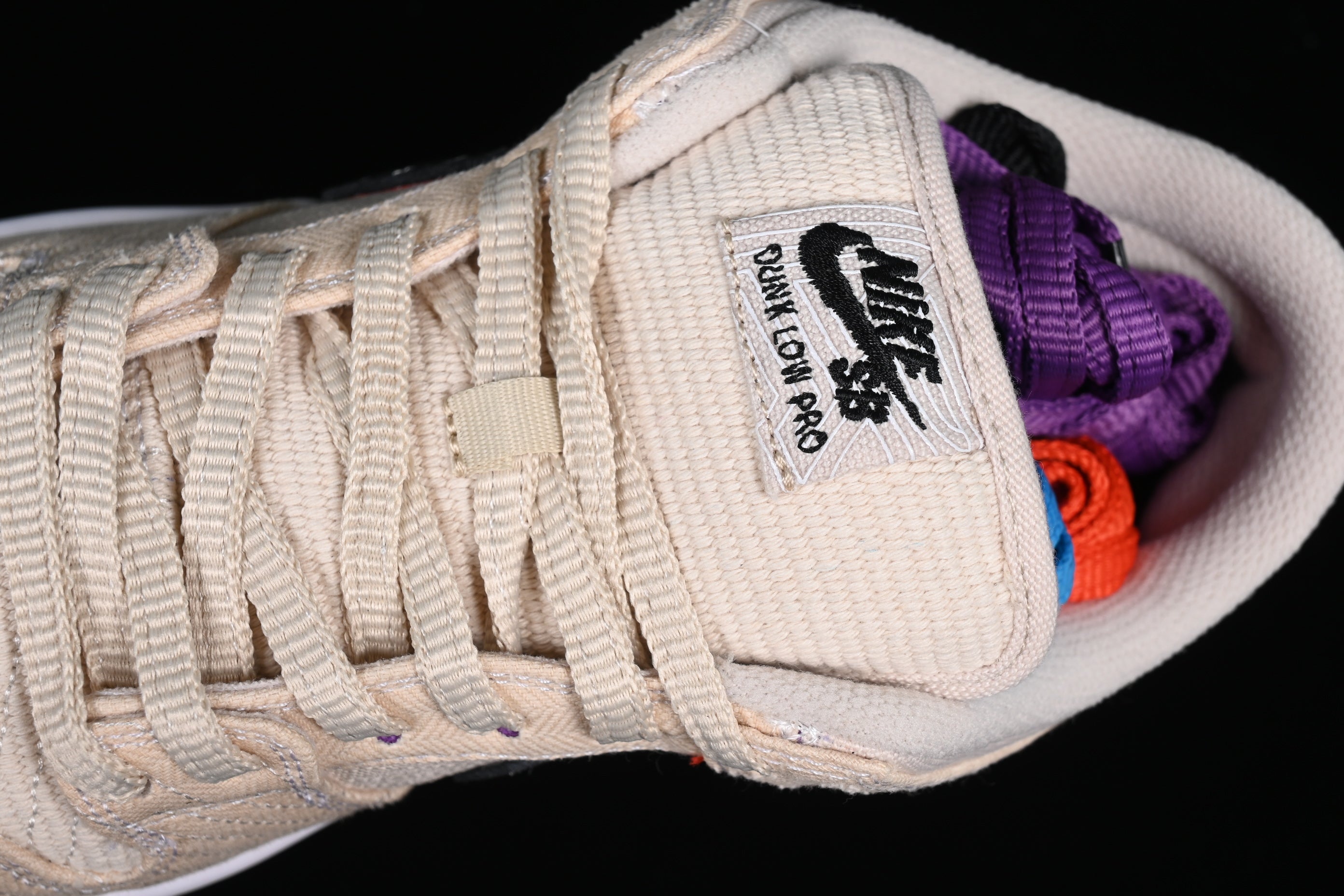 NikeSB Dunk Low - Albino preto