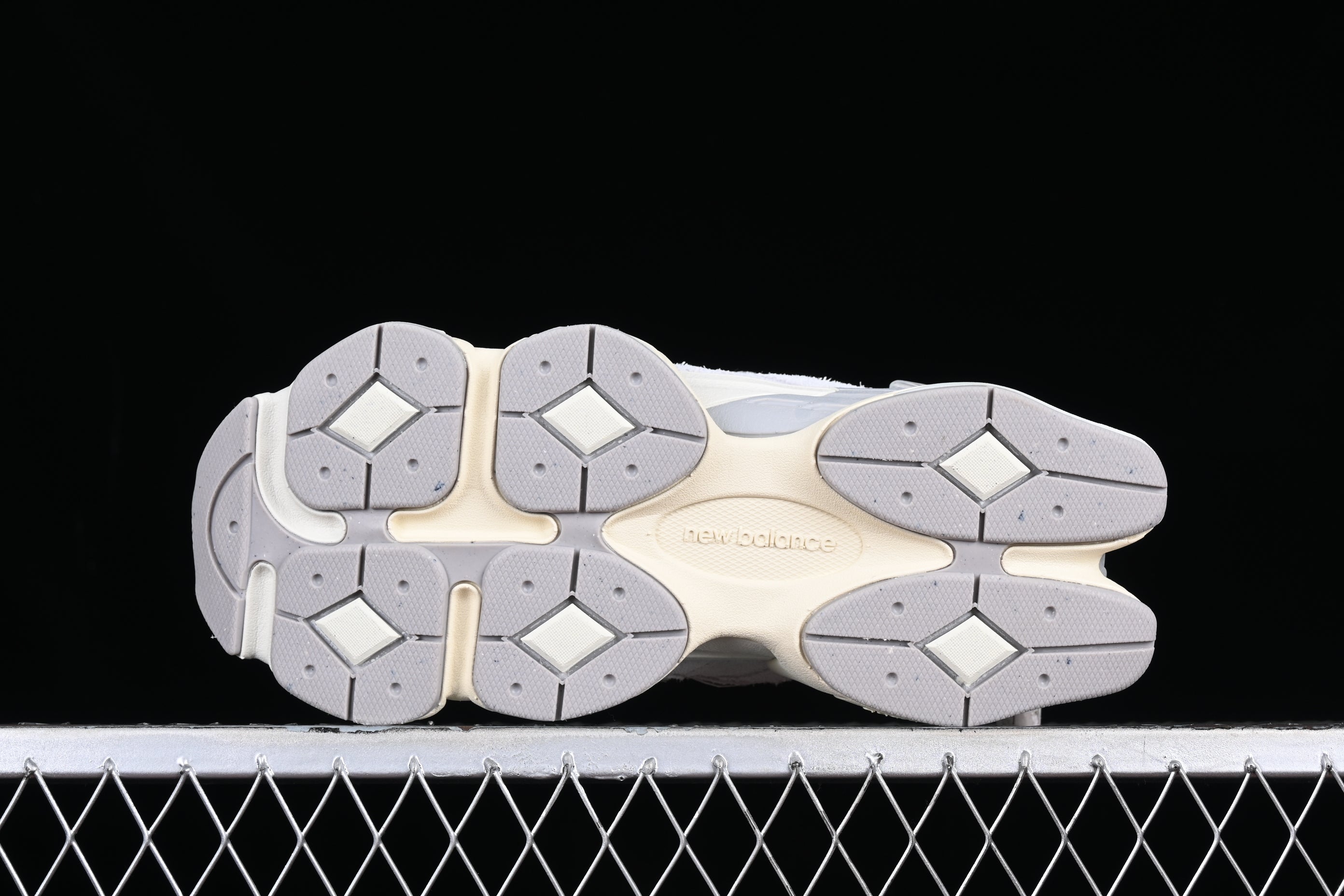 Joe Freshgoods x New Balance 9060 Quartz - Grey