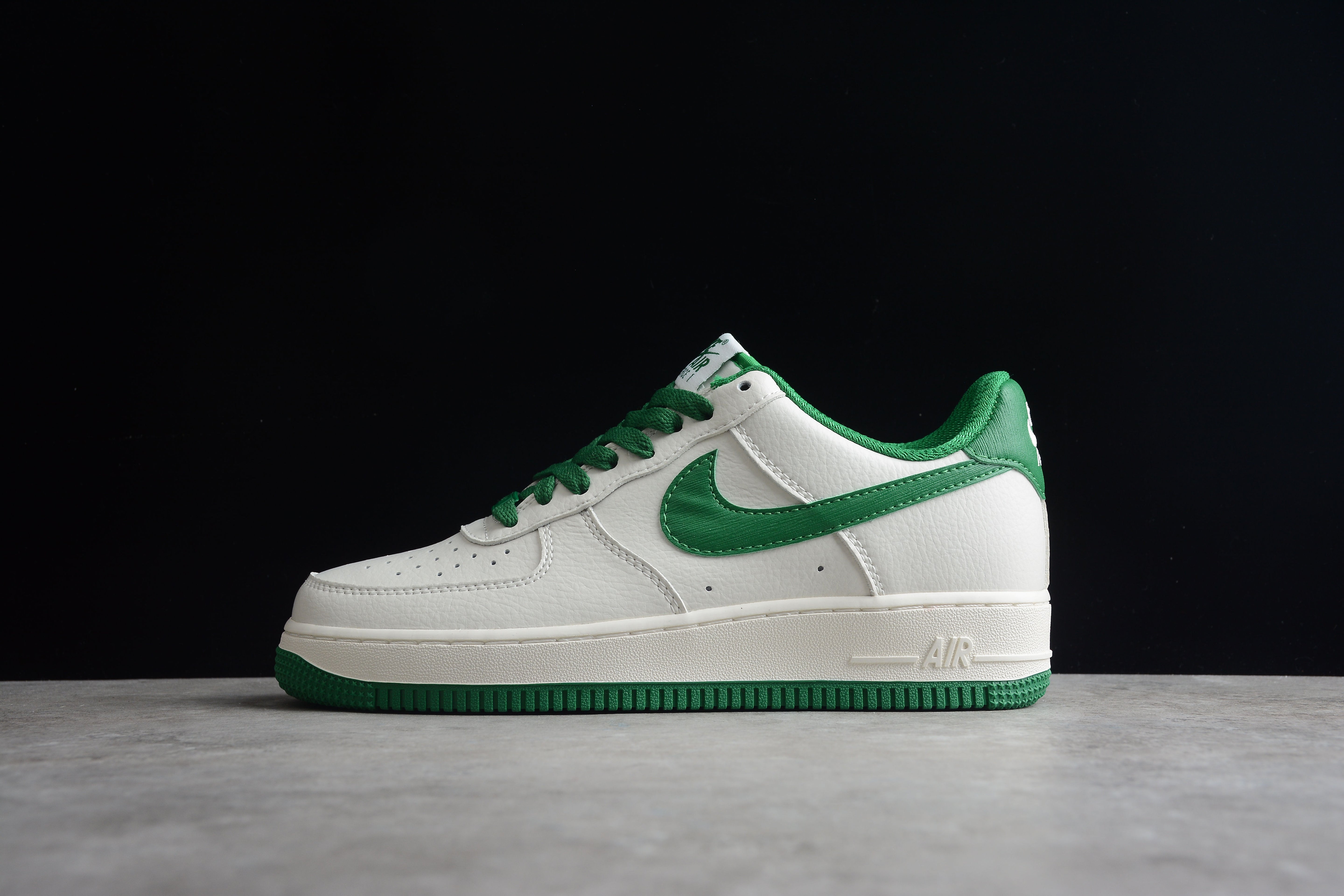 NikeUnisex Air Force 1 AF1  - White Malachite
