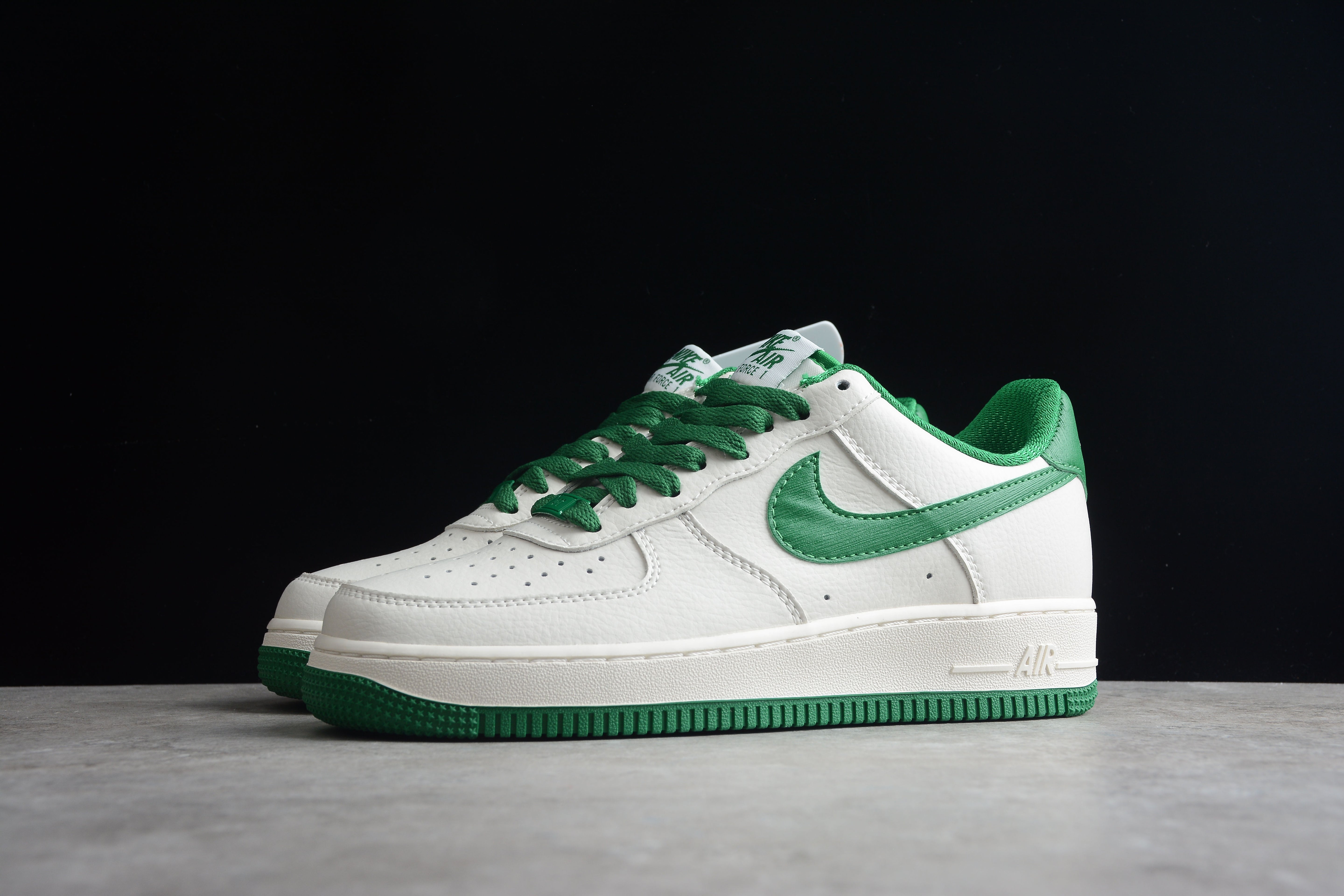 NikeUnisex Air Force 1 AF1 - White Malachite