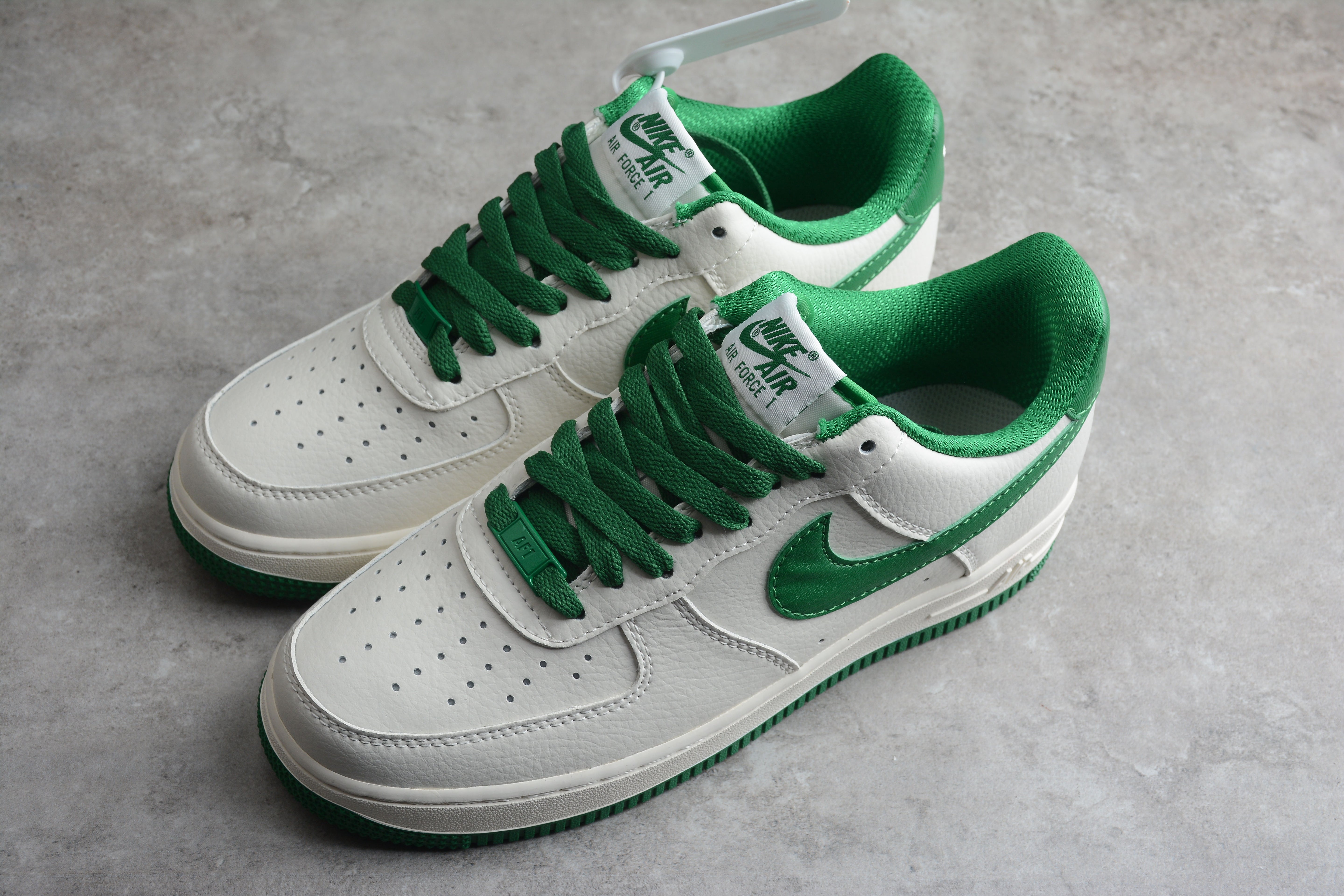 NikeUnisex Air Force 1 AF1 - White Malachite