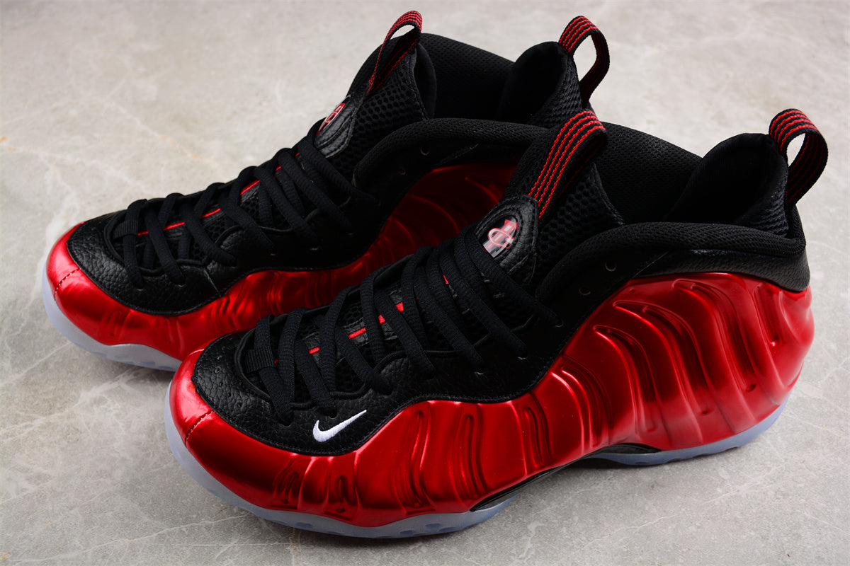 NikeUnisex Air Foamposite One - Metallic Red
