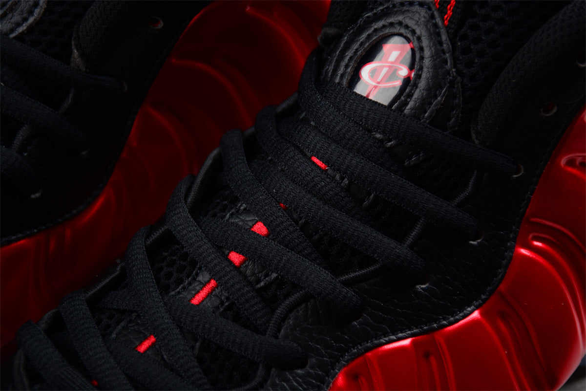 NikeUnisex Air Foamposite One - Metallic Red