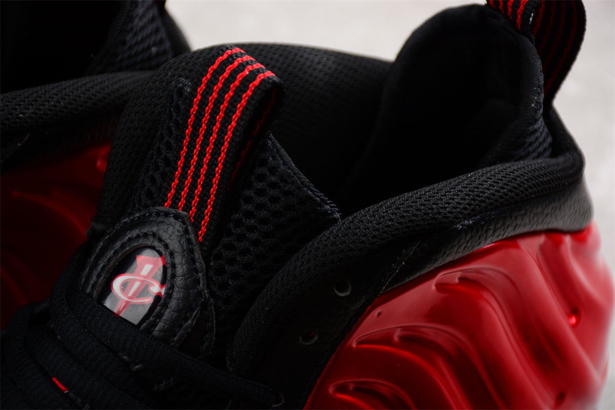 NikeUnisex Air Foamposite One - Metallic Red