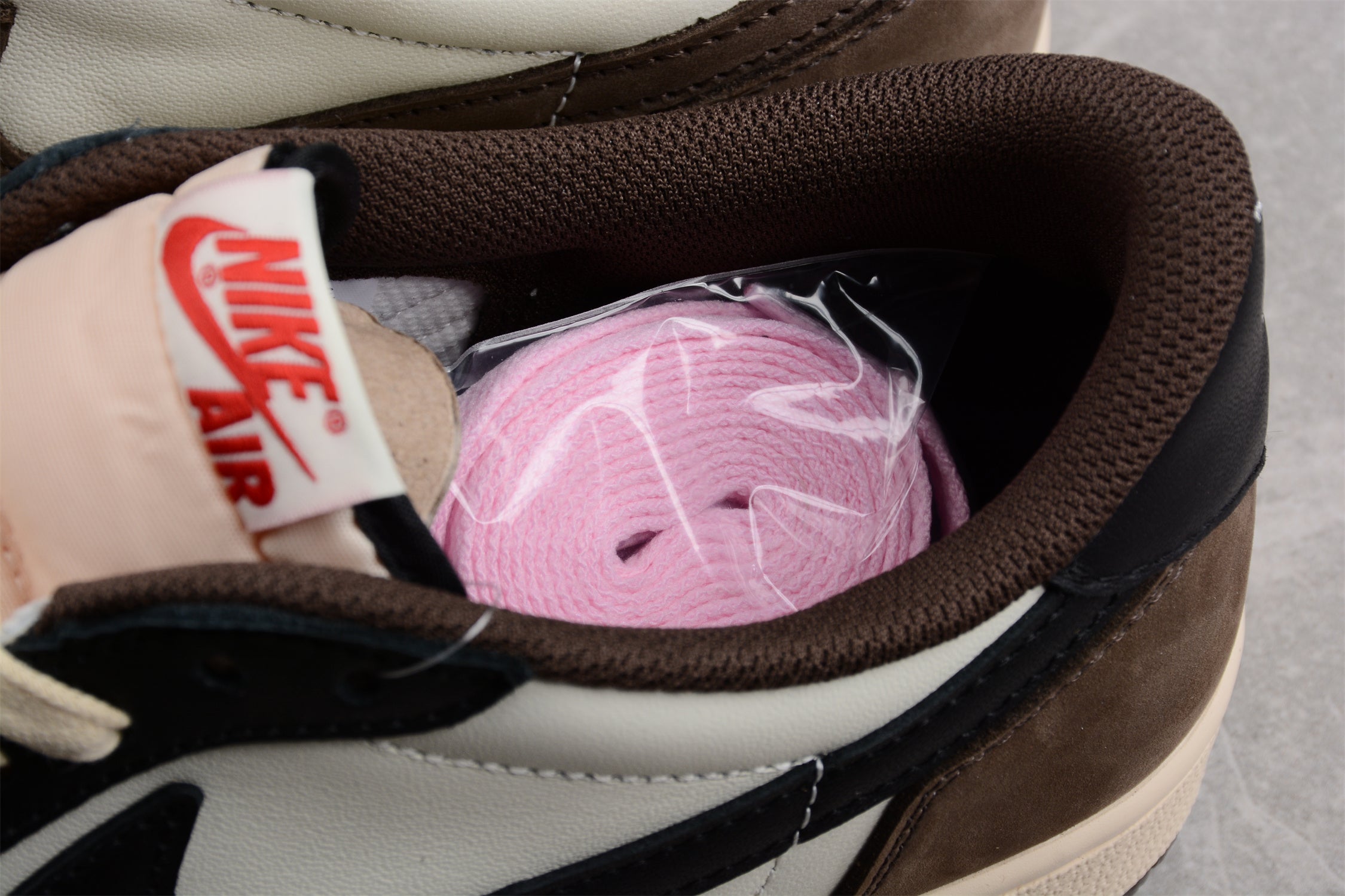 Travis Scott x Air Jordan 1 AJ1 Low - Dark Mocha