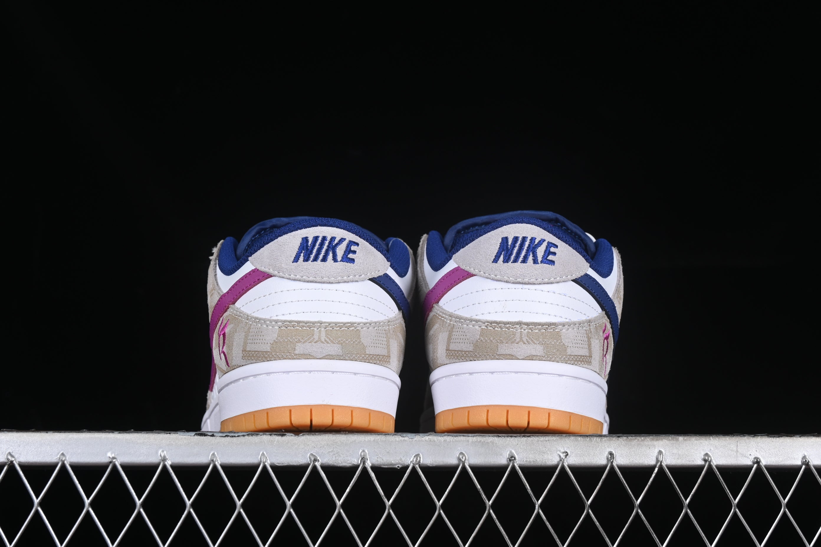 Rayssa Leal x NikeSB Dunk Low - White