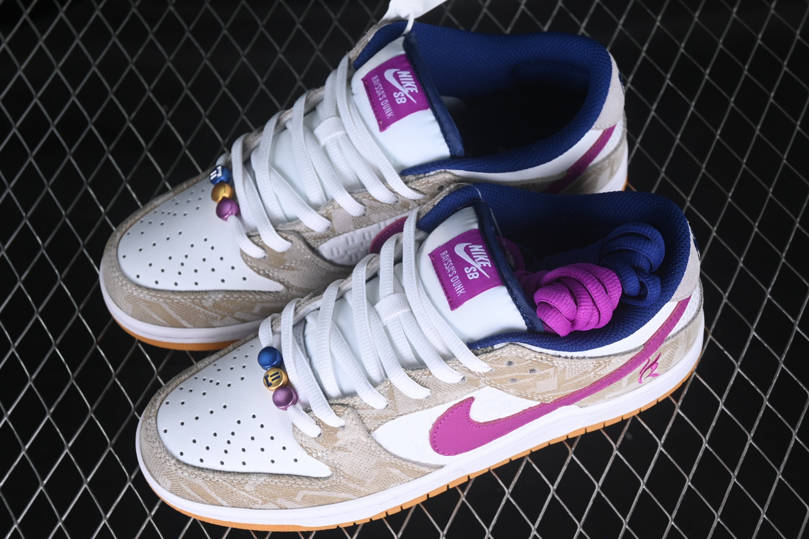 Rayssa Leal x NikeSB Dunk Low - White