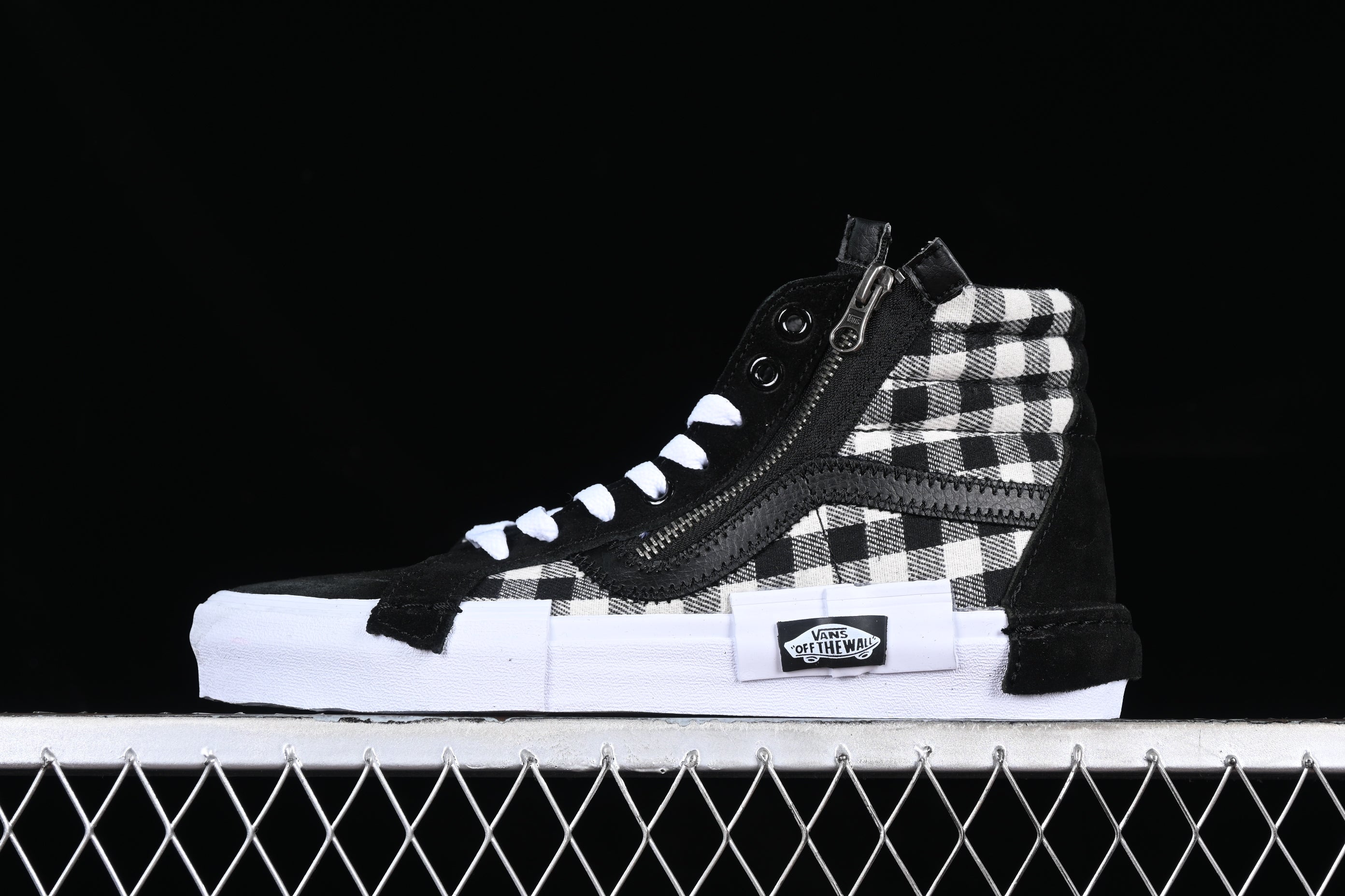 Vans SK8HI Reissue Cap - White