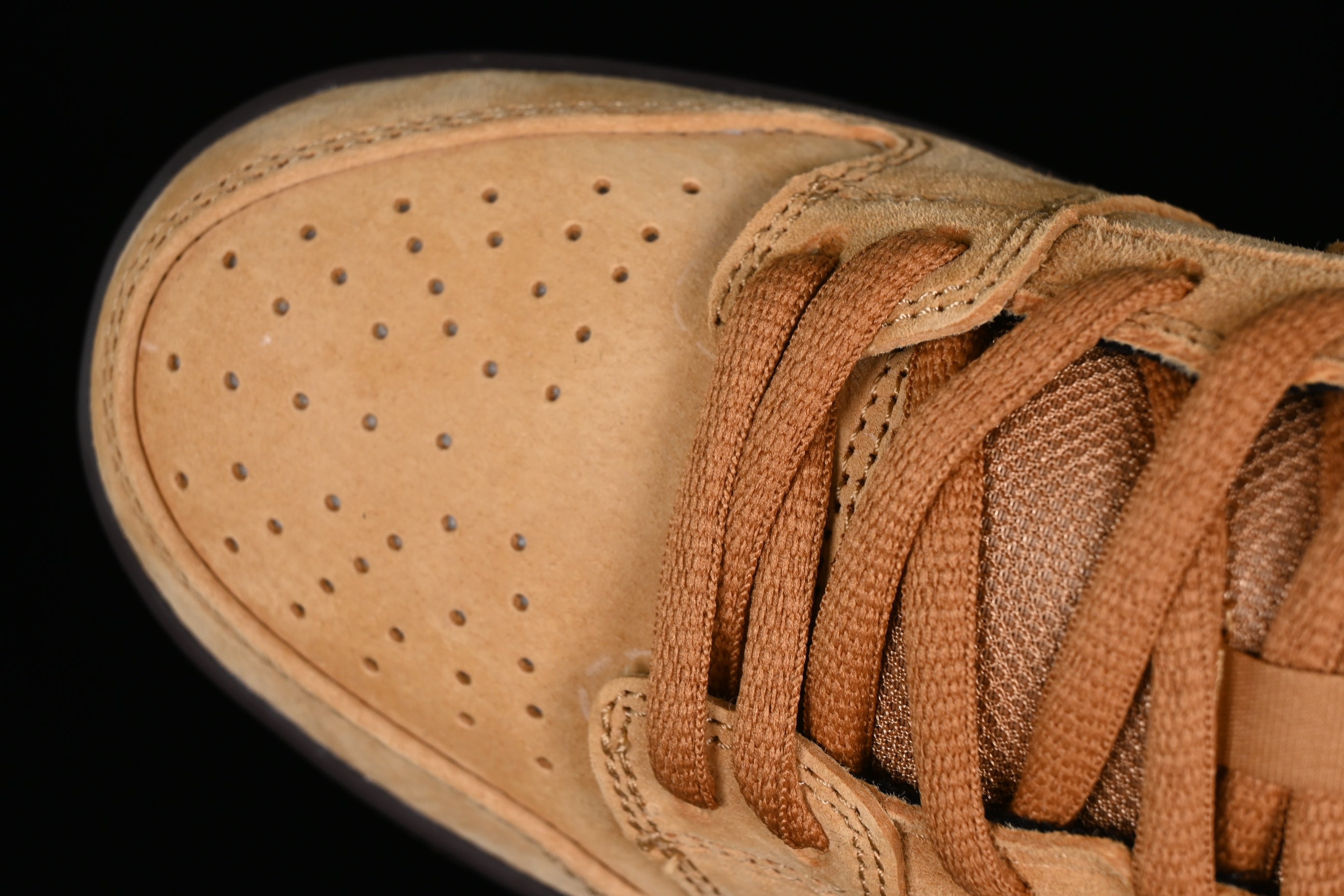 NikeUnisex SB Dunk Low - Wheat