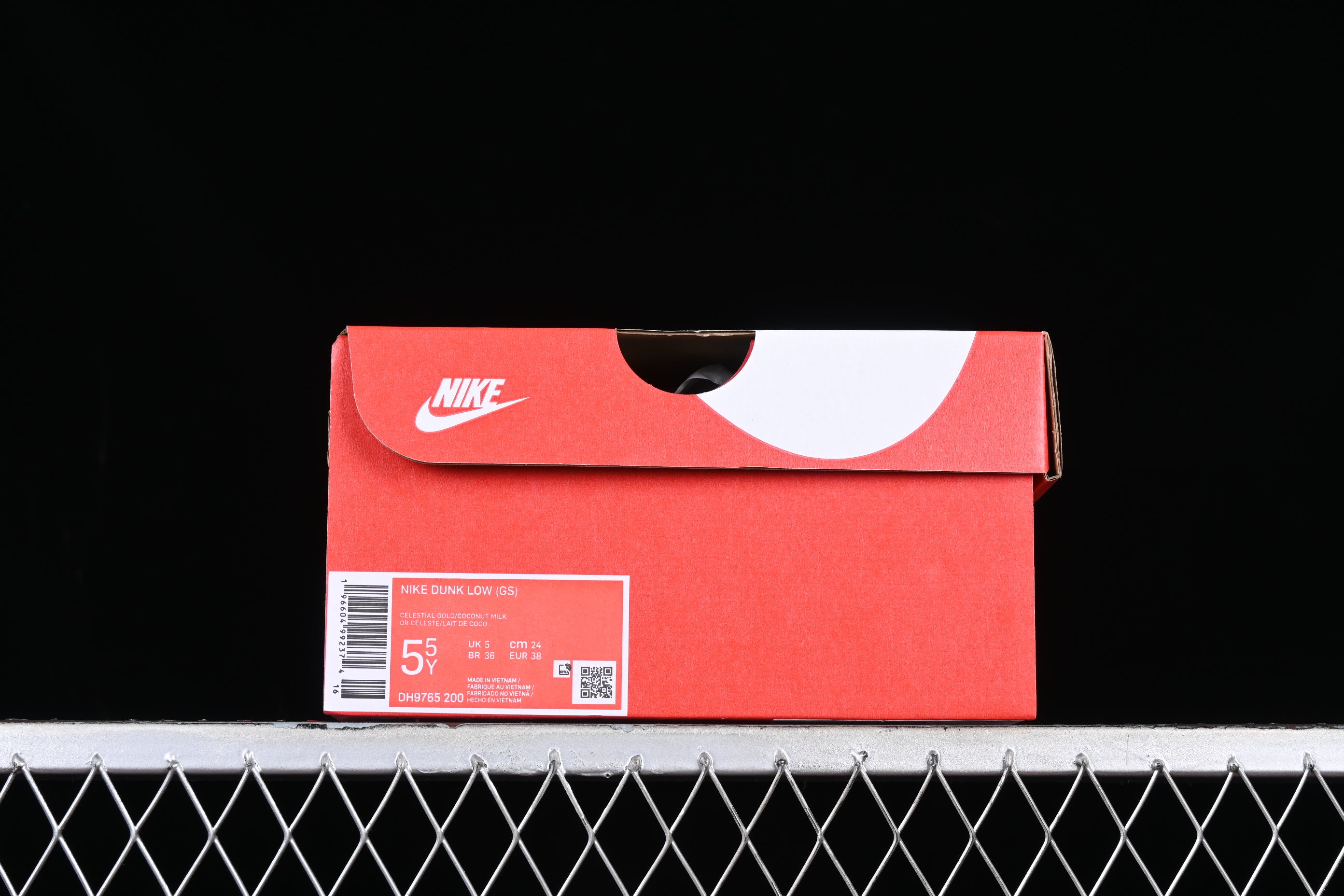 NikeUnisex Dunk Low Strawberry - Peach/Cream