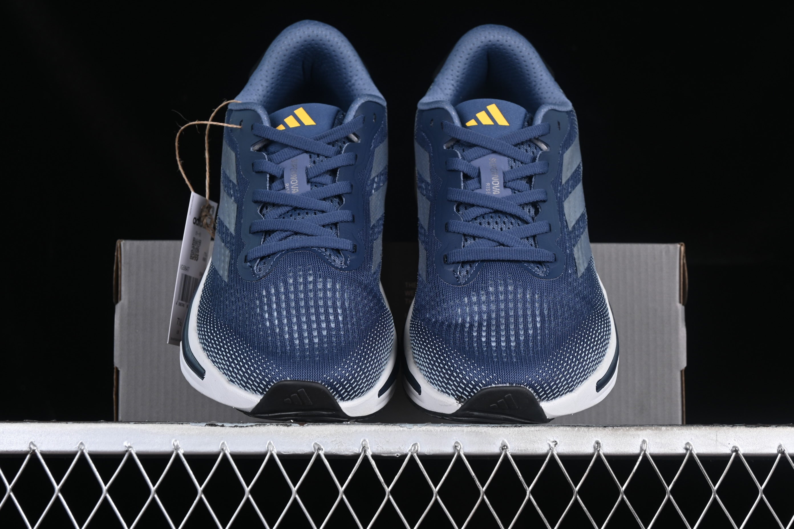 adidasUnisex Supernova Rise - Blue
