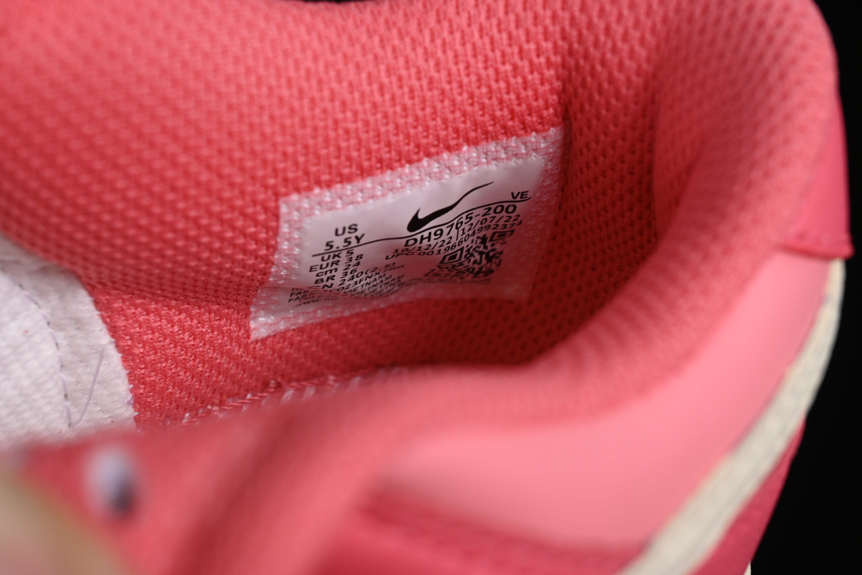 NikeUnisex Dunk Low Strawberry - Peach/Cream
