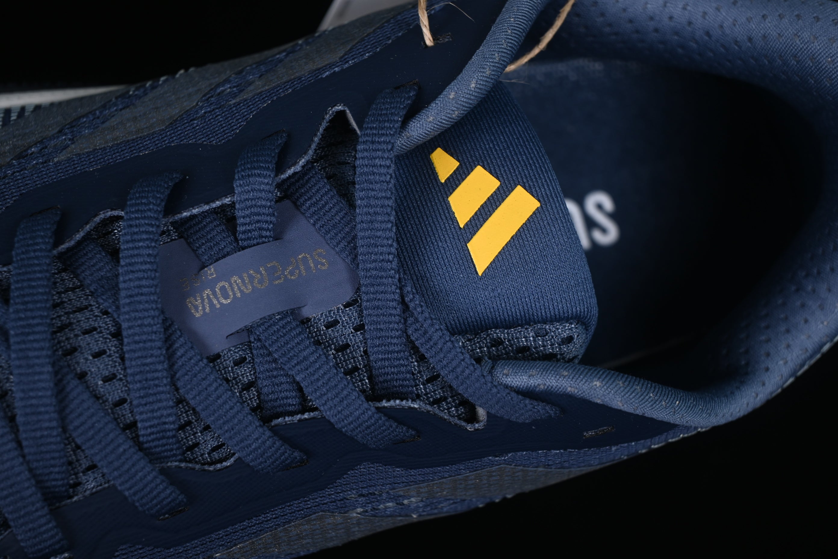 adidasUnisex Supernova Rise - Blue