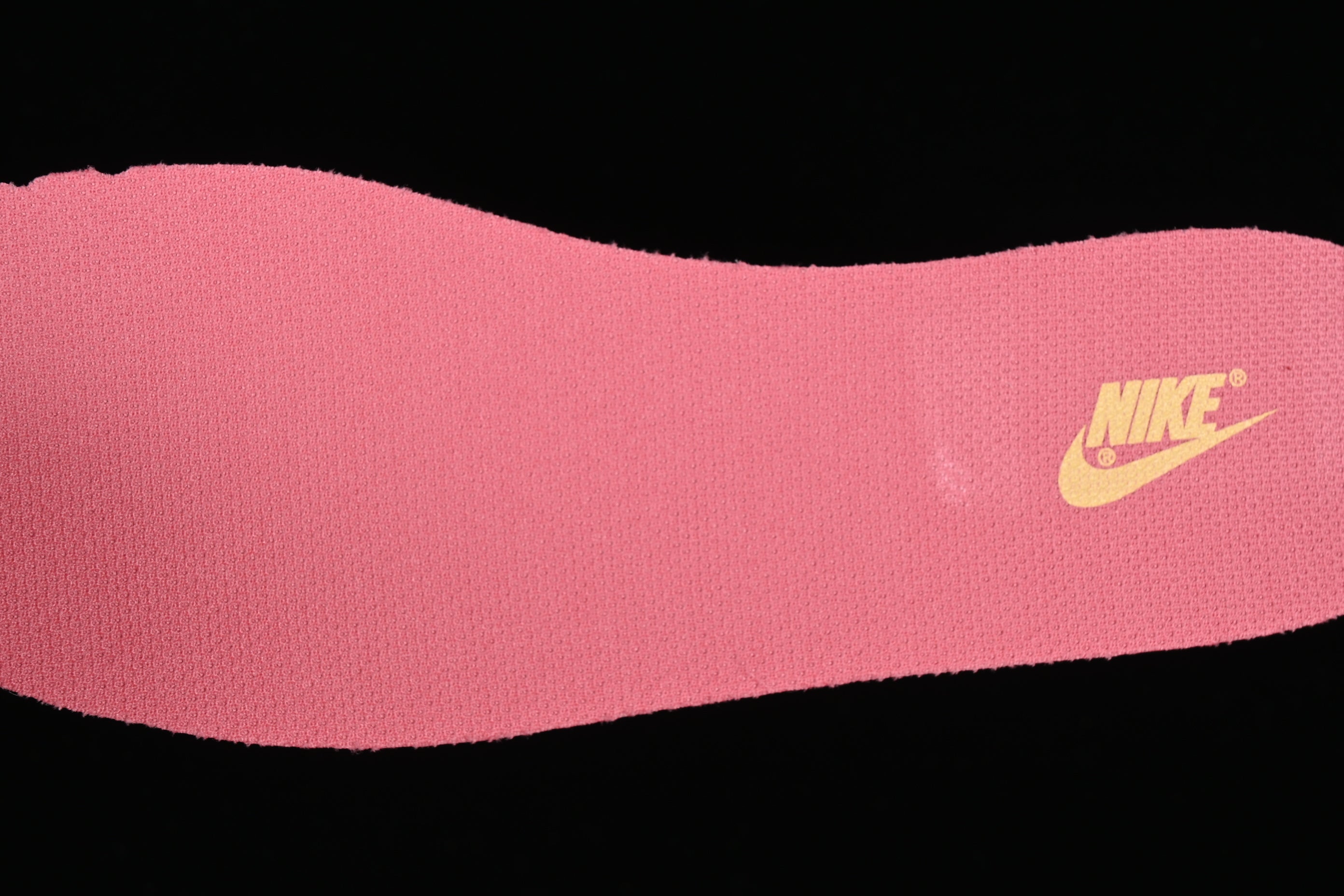 NikeUnisex Dunk Low Strawberry - Peach/Cream