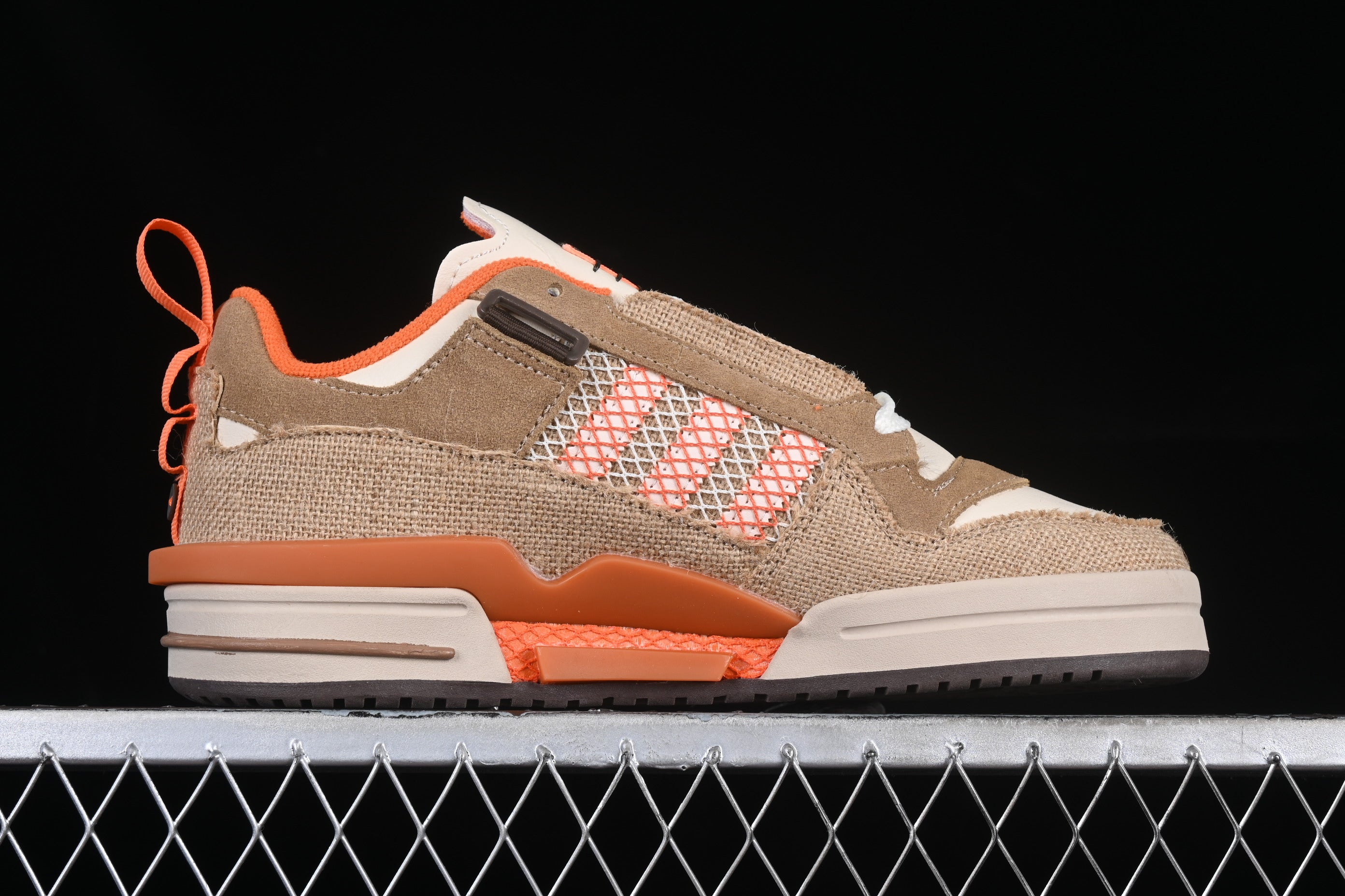 adidasMens Forum Low - Halloween