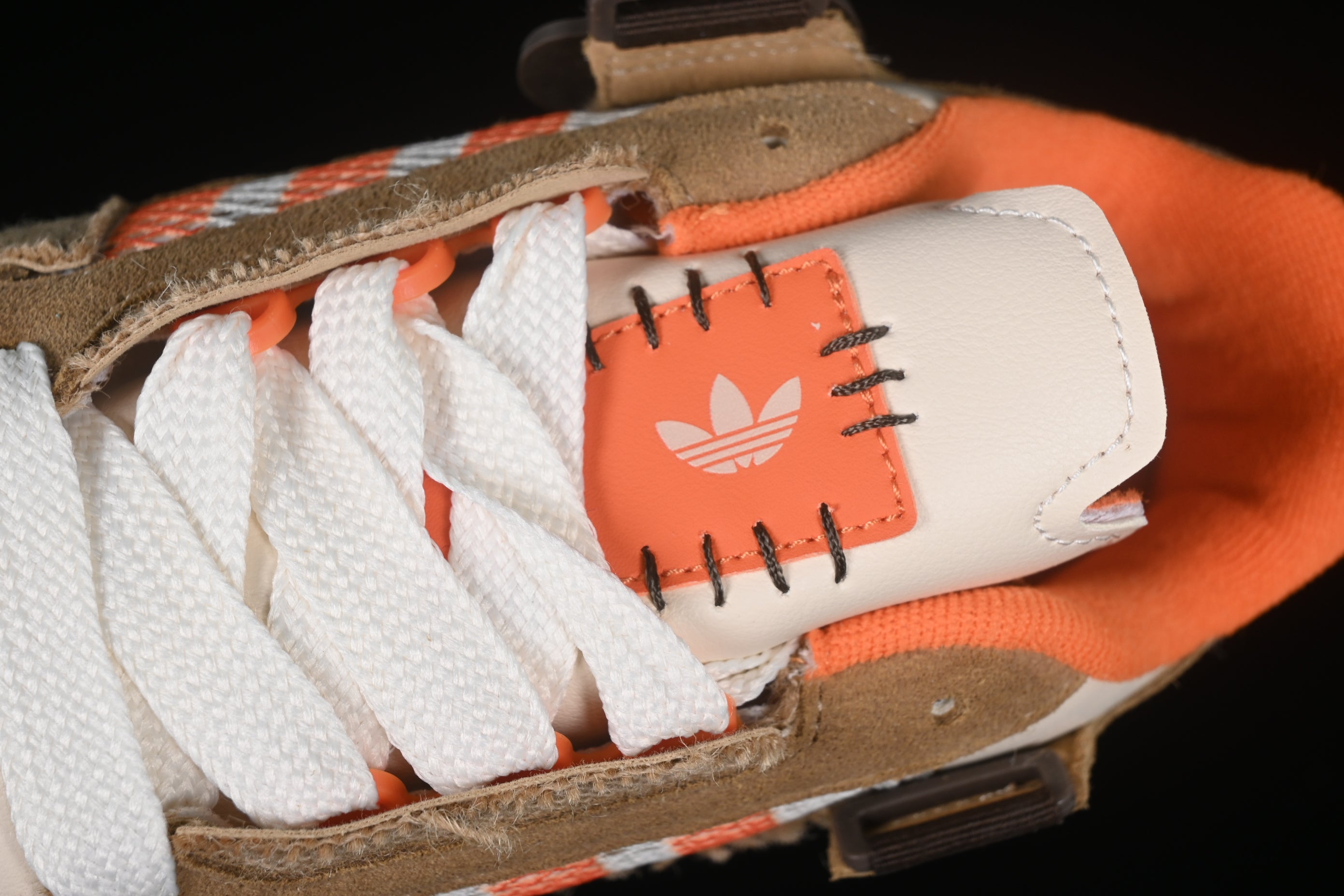 adidasMens Forum Low - Halloween