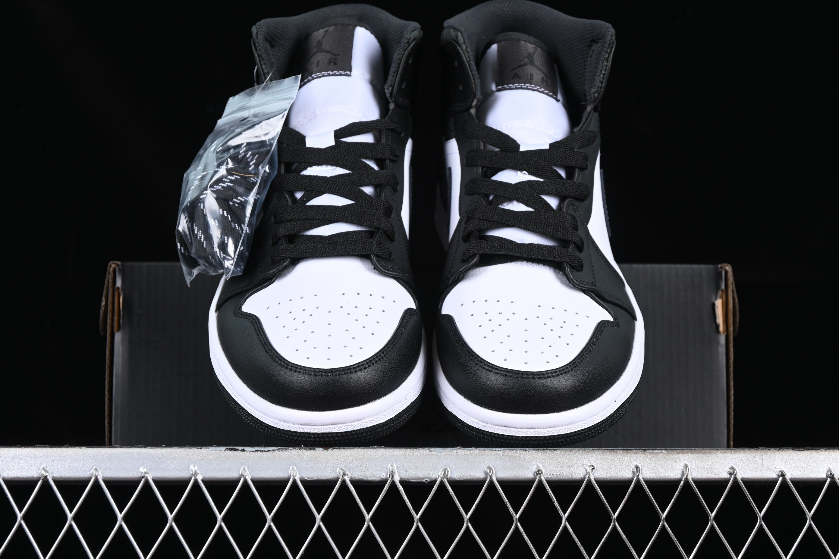 Air Jordan 1 AJ1 Mid - Panda Elephant