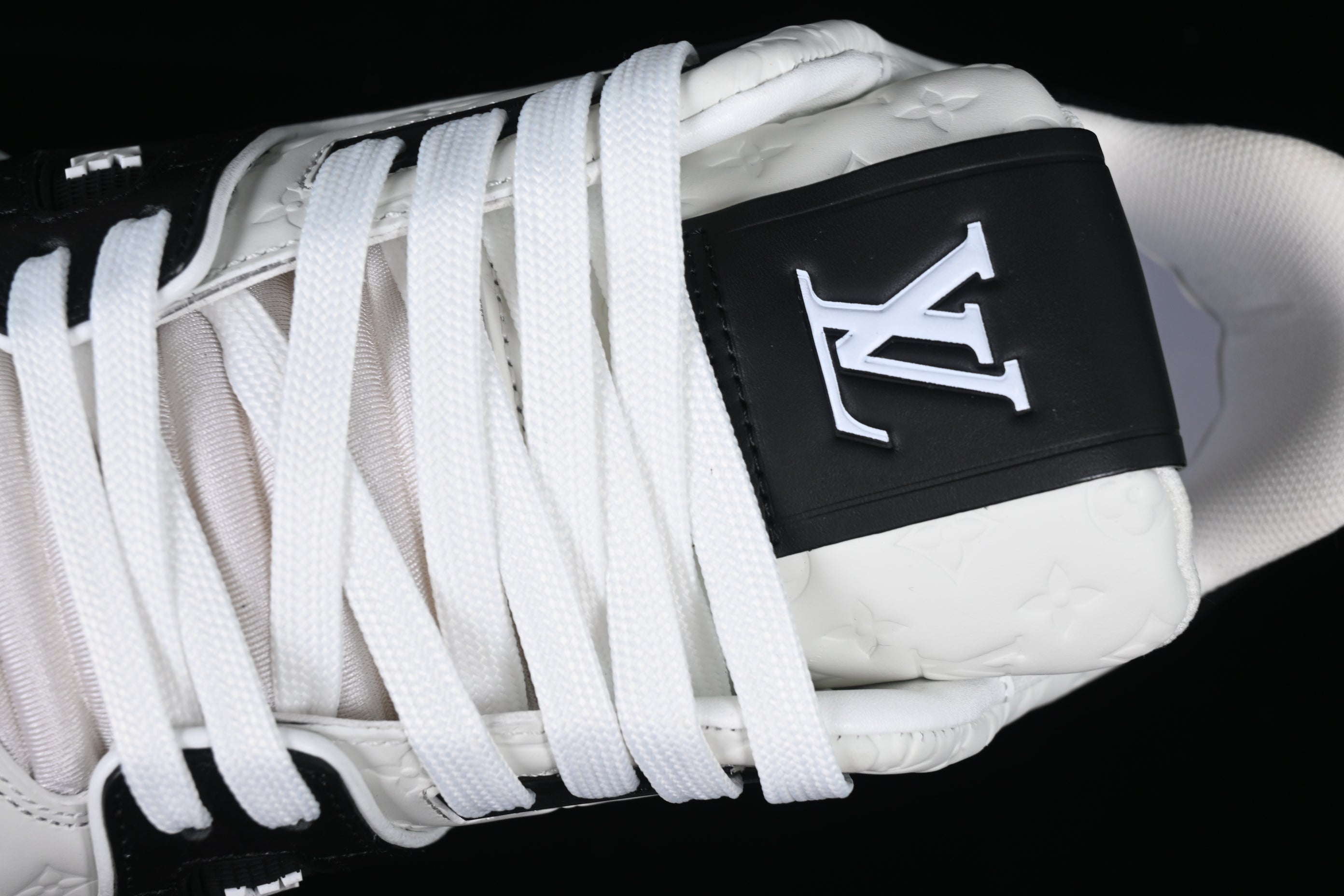 LouisVuitton Trainer 54 Signature - Black