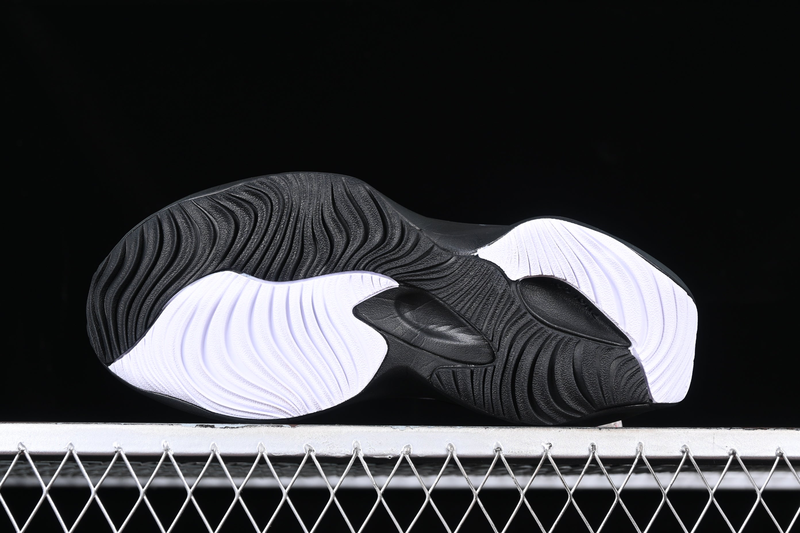 New Balance Warped - Black