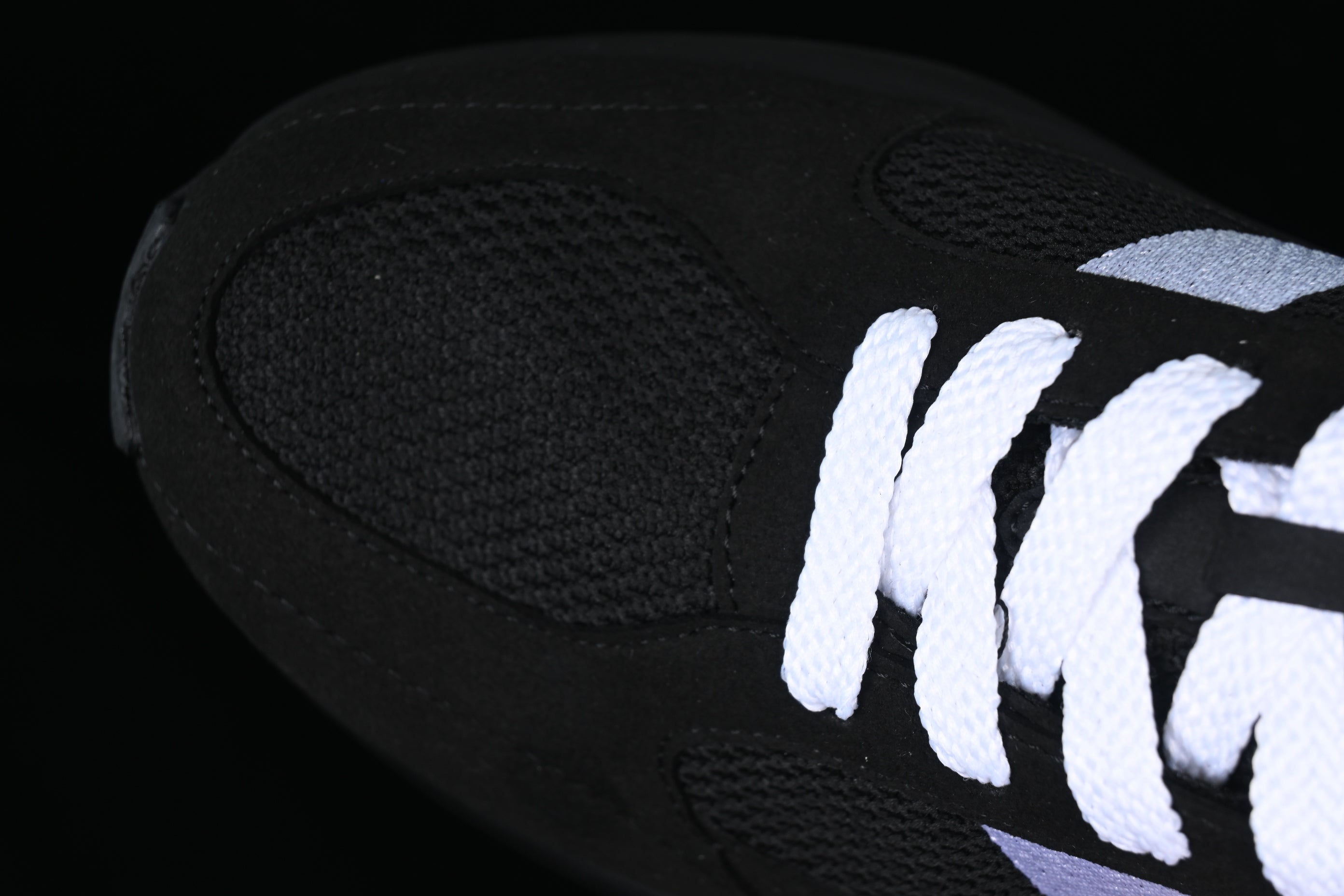 New Balance Warped - Black