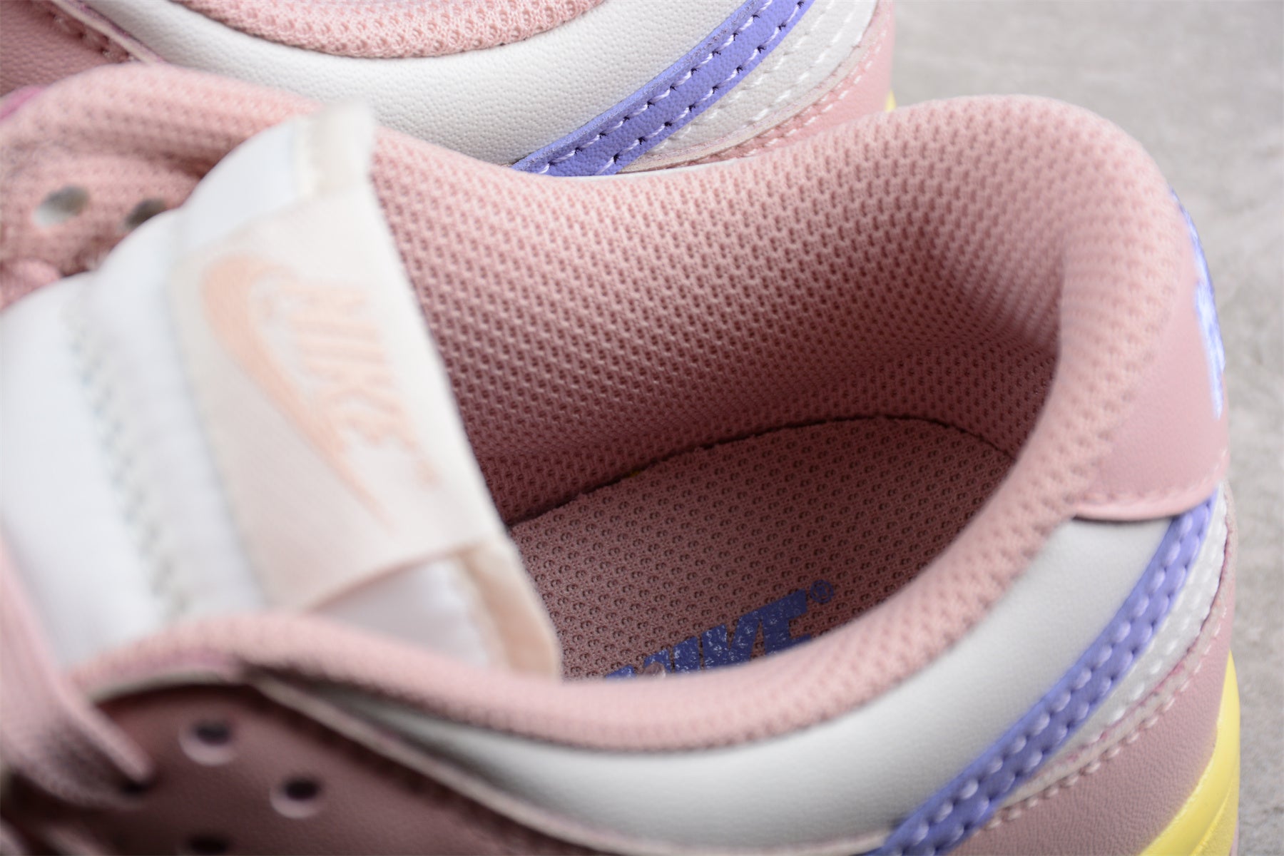 NikeSB Dunk Low - Classic Versatile