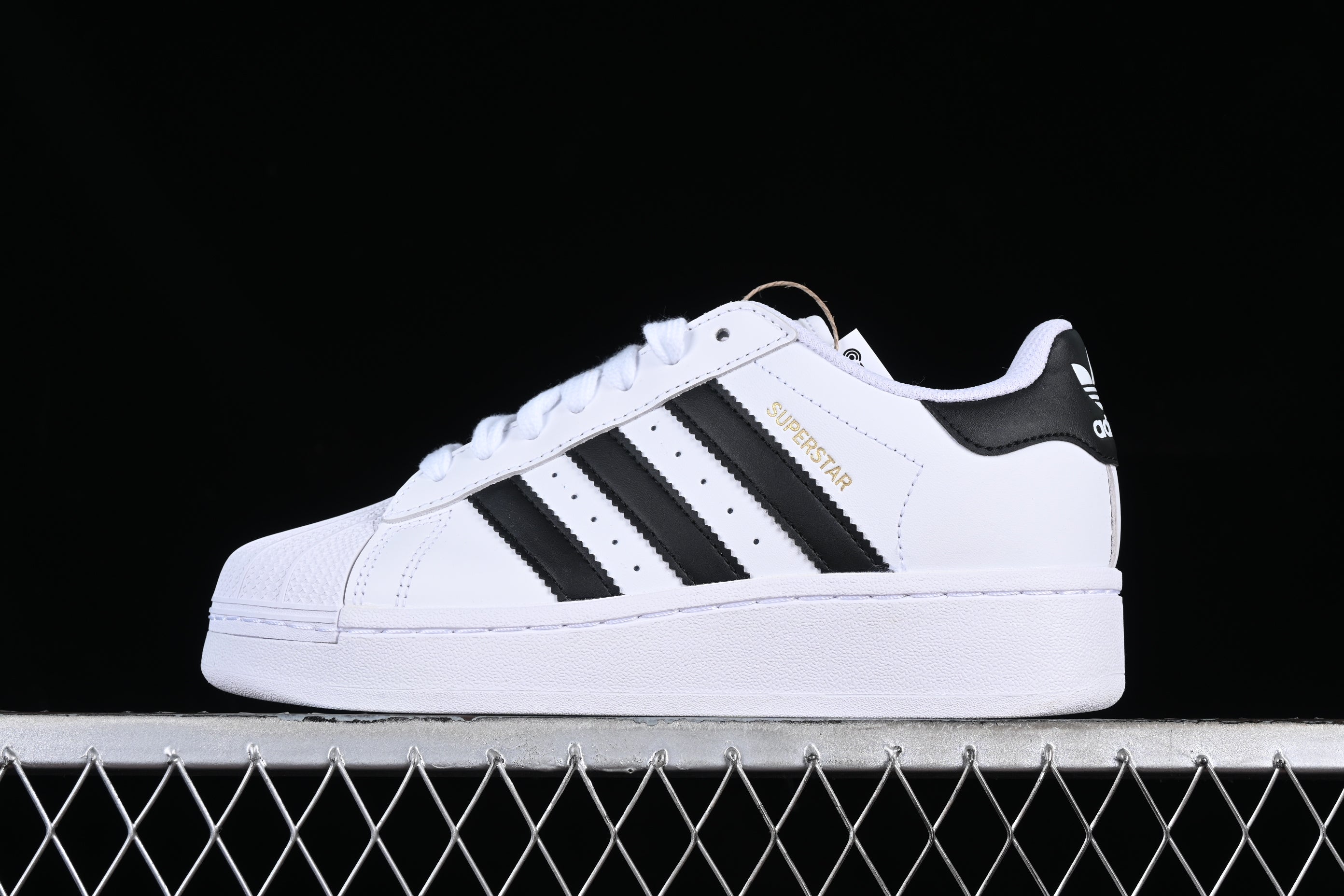 adidasUnisex Superstar Bonega - White