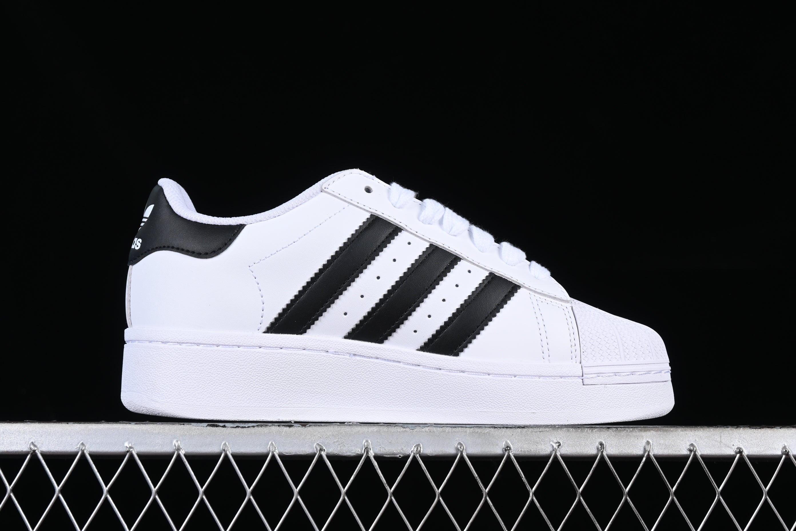 adidasUnisex Superstar Bonega - White