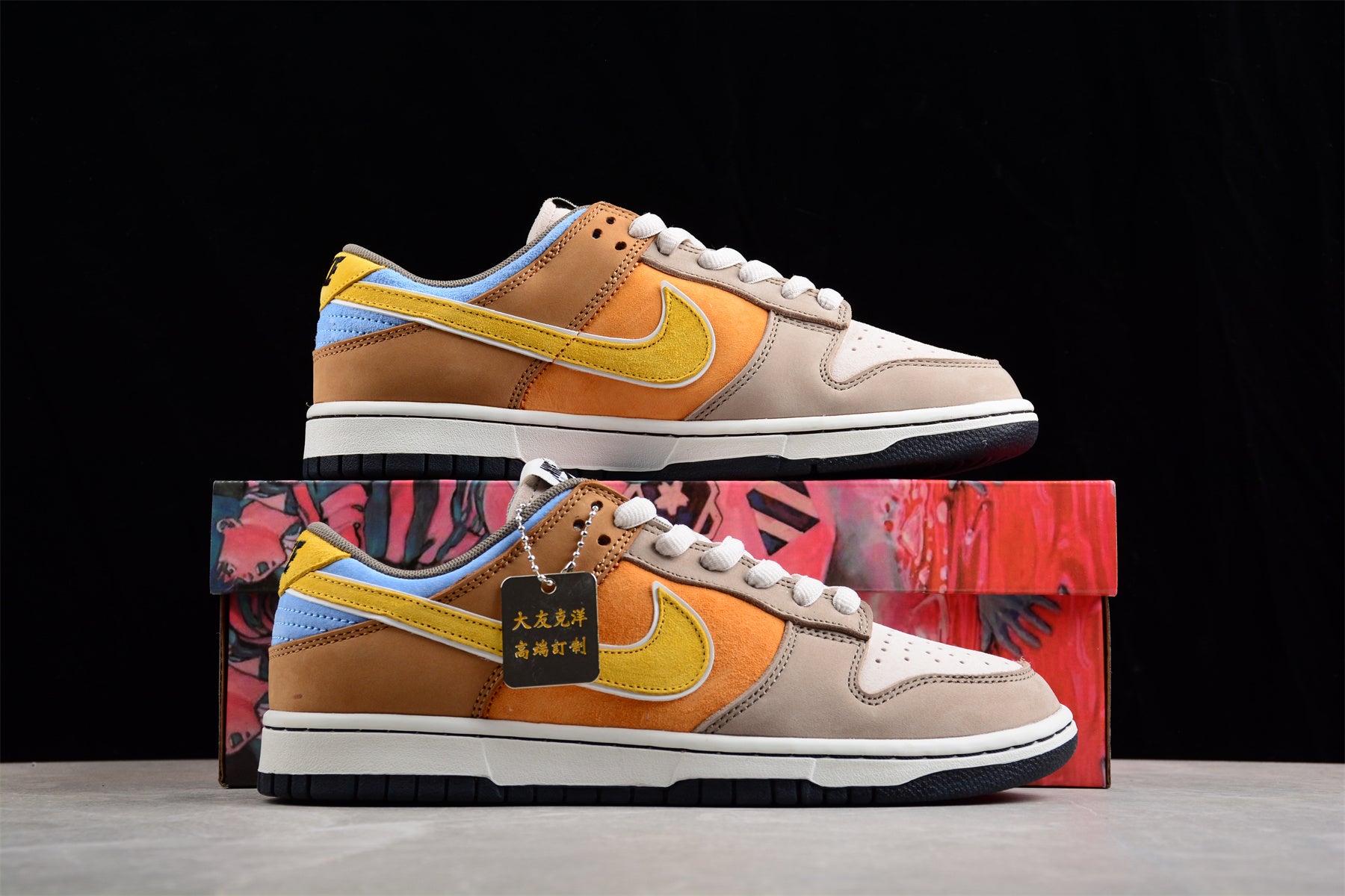 Otomo Katsuhiro x NikeSB Dunk Low - Brown/Gold