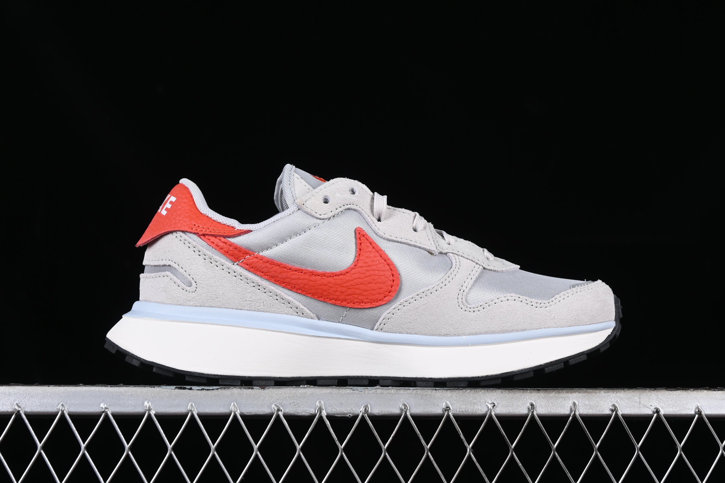 NikeUnisex Phoenix Waffle - Bone Rugged