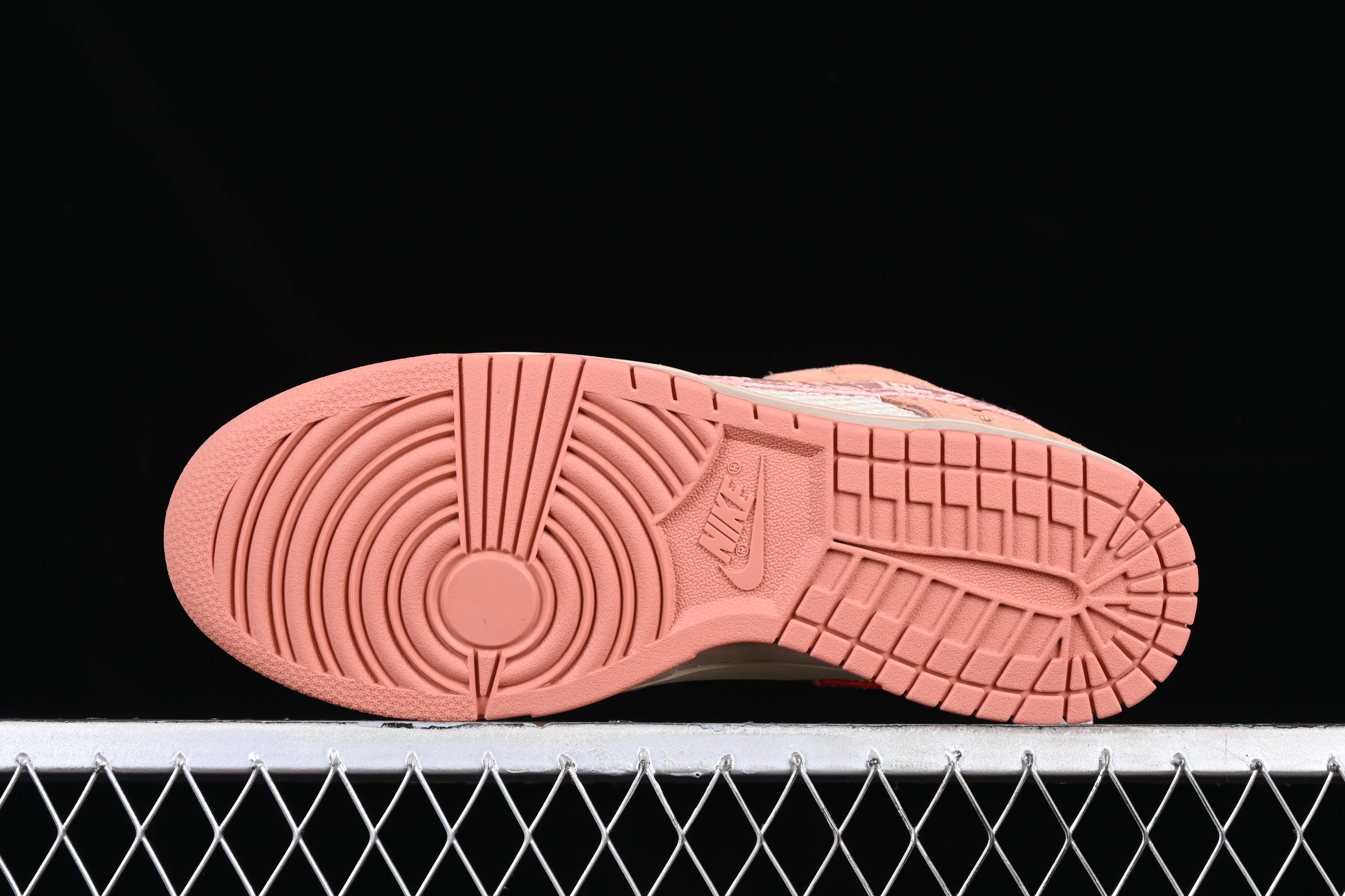 CLOT x NikeUnisex Dunk Low - What The