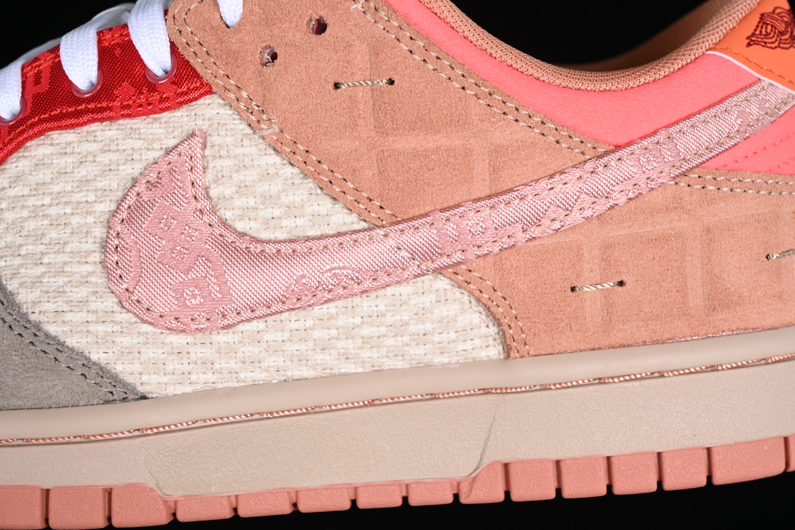 CLOT x NikeMens Dunk Low - What The