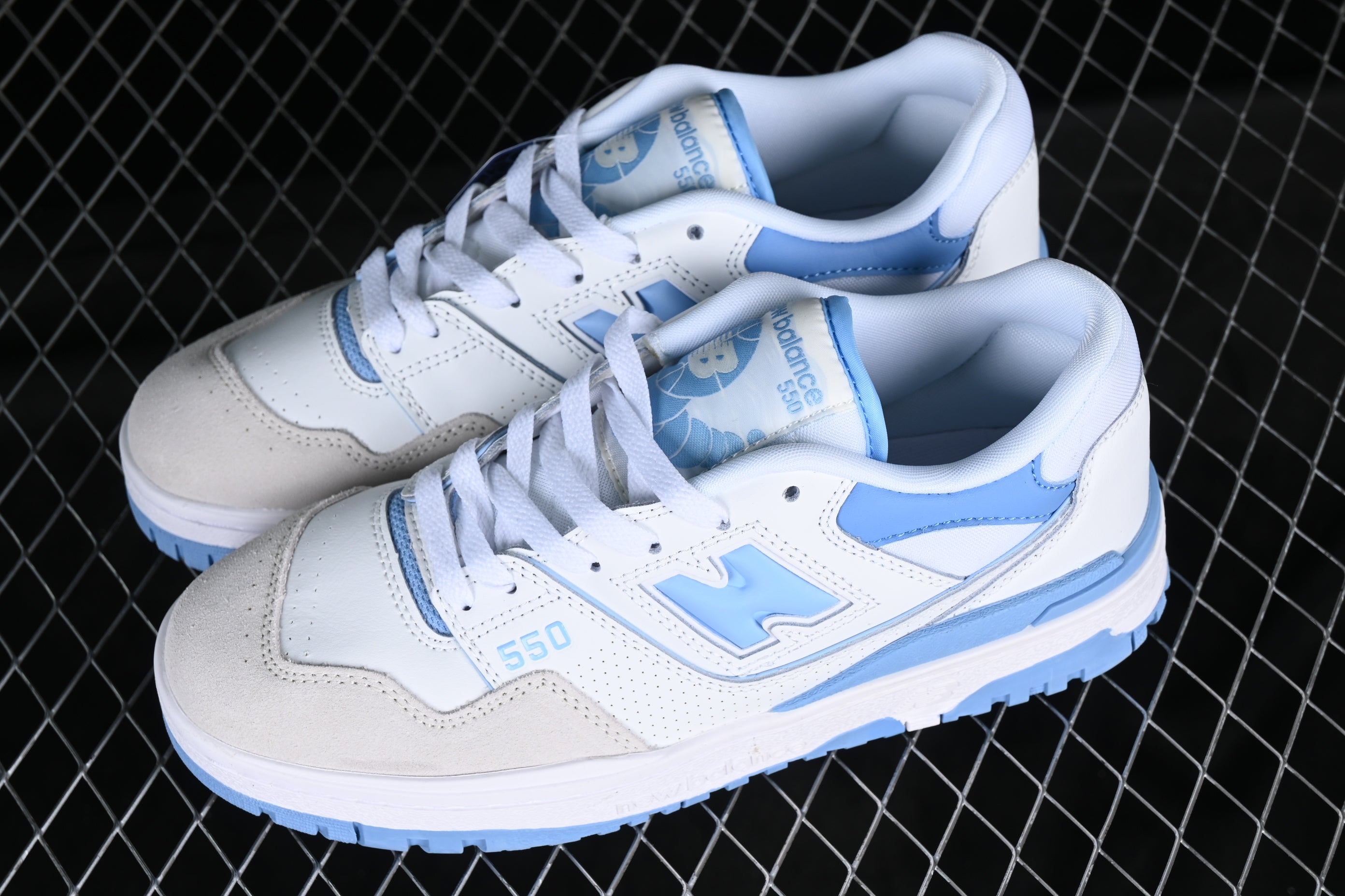 New Balance 550 - UNC