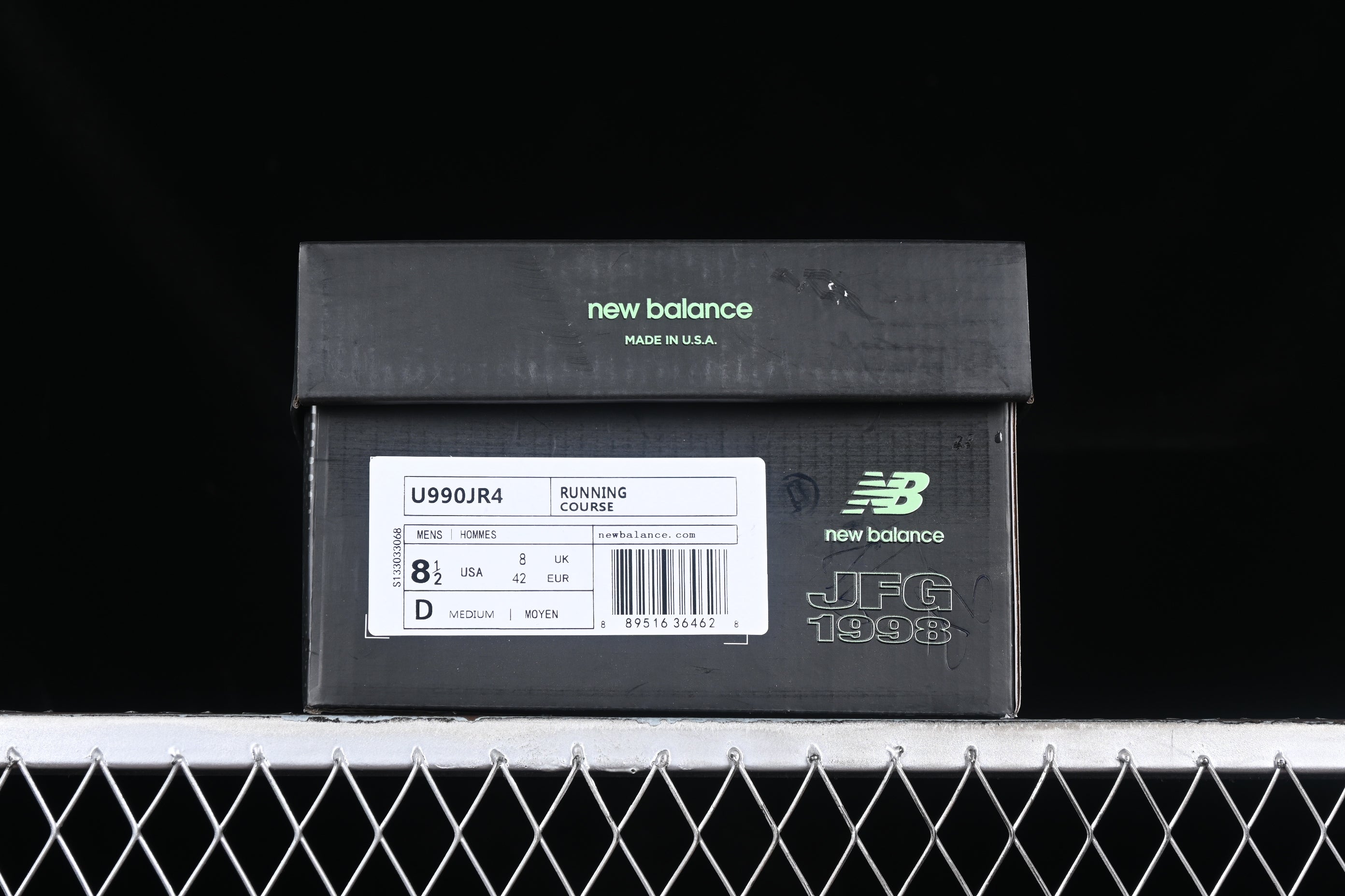 New Balance 990 - Intro