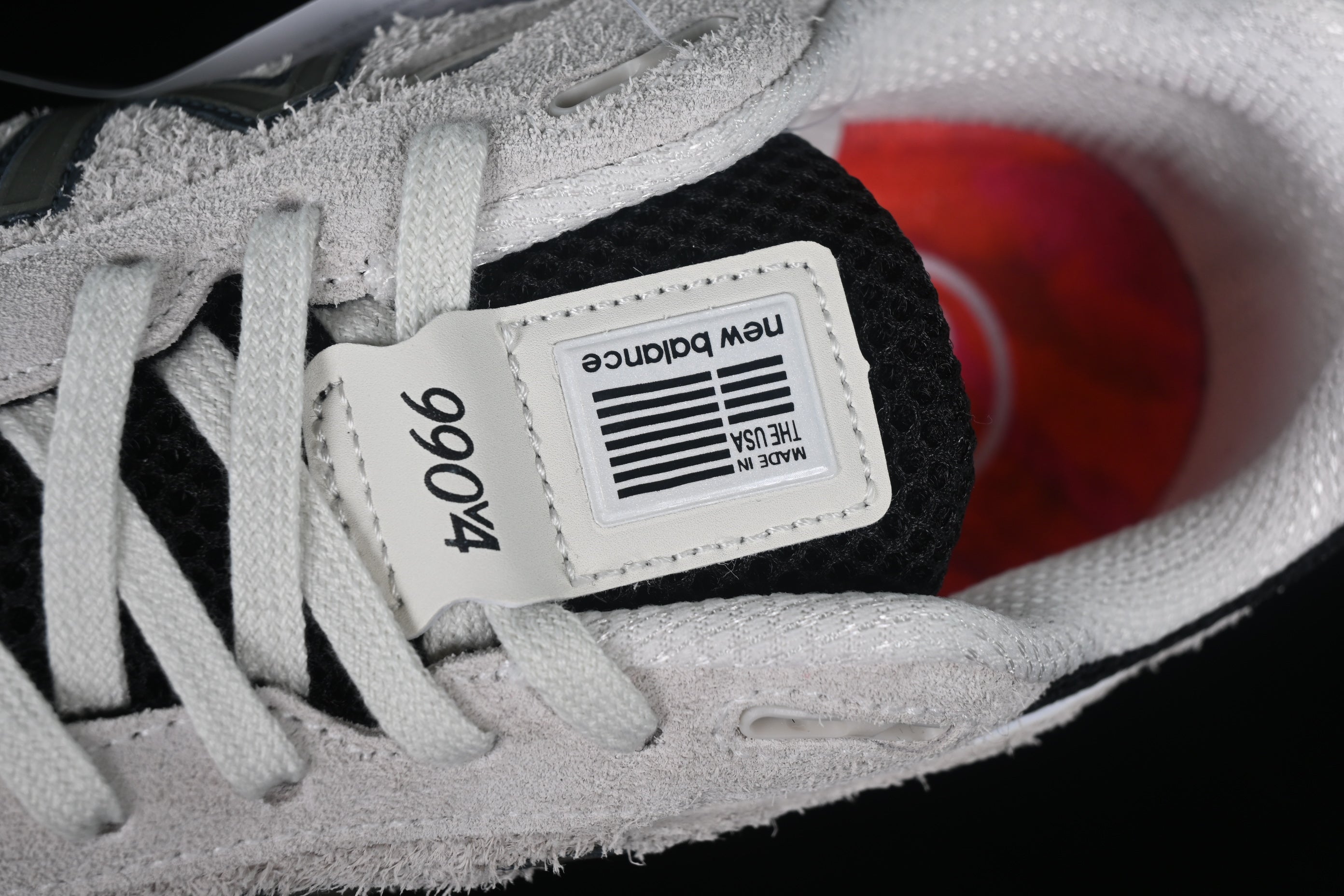 New Balance 990 - Intro