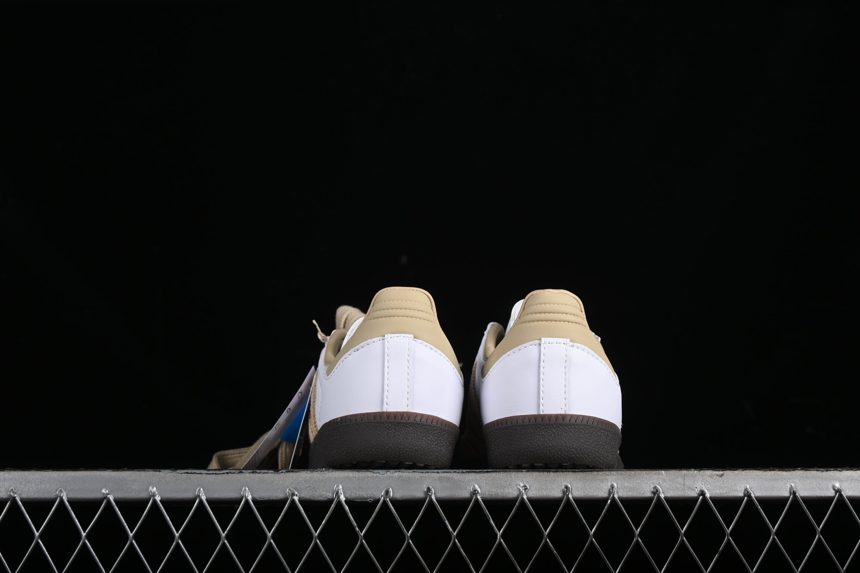 adidasUnisex Samba - Cream/White