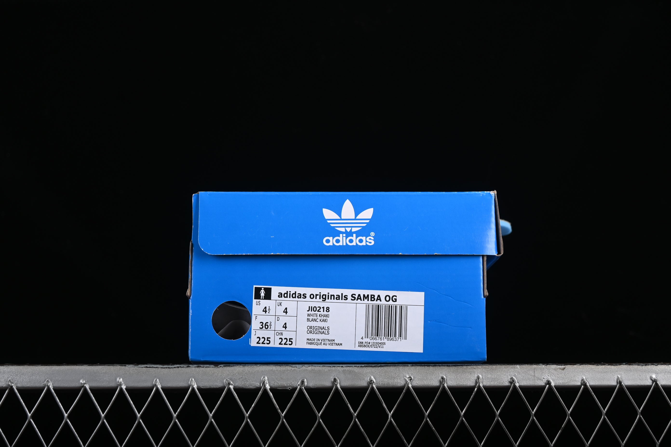 adidasUnisex Samba - Cream/White