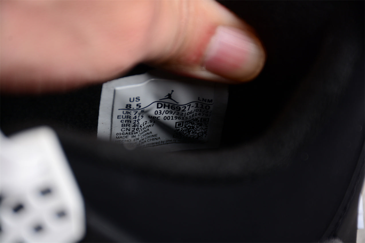 Air Jordan 4 AJ4 - White Thunder