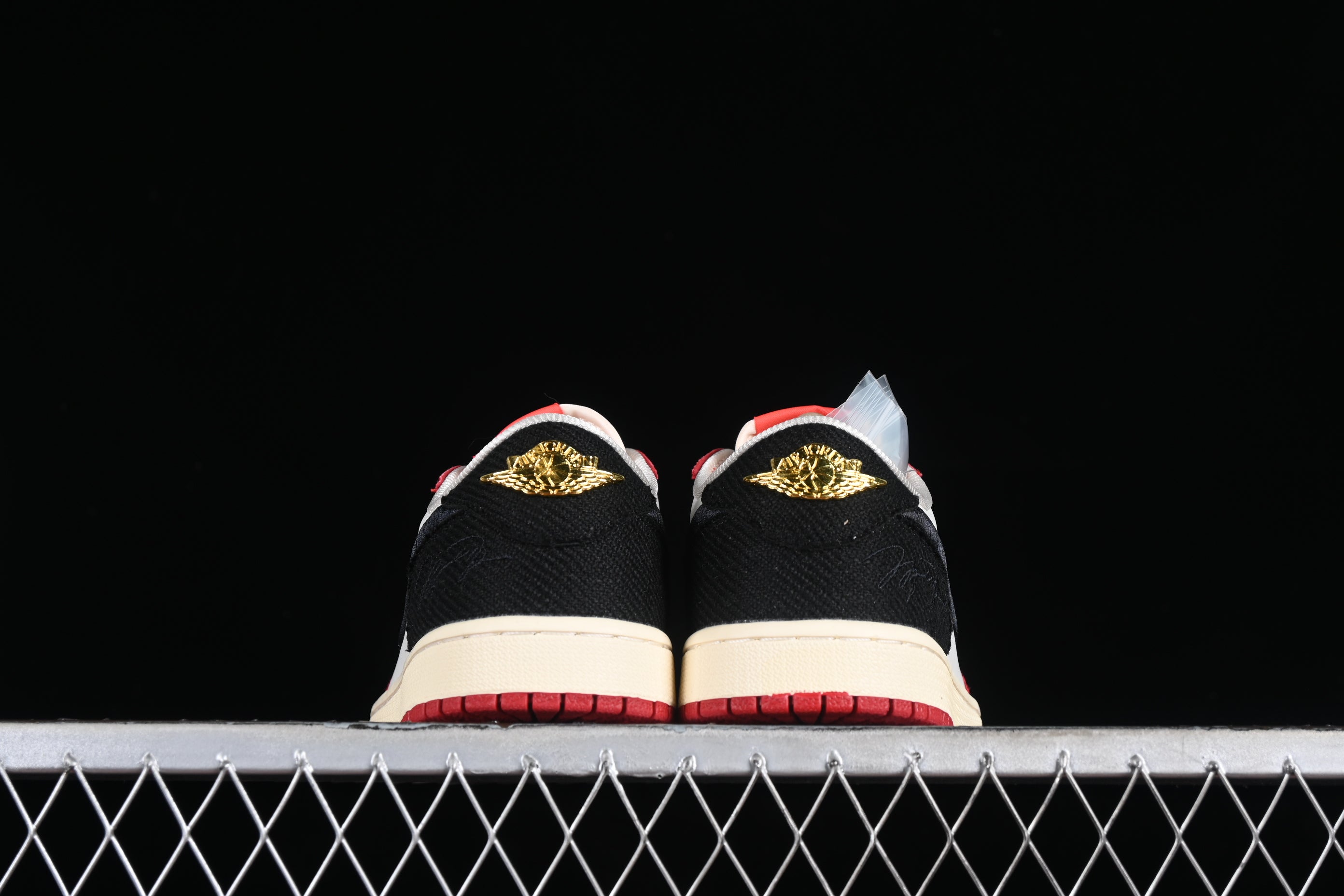 Air Jordan 1 AJ1 Low x Trophy Room - Varsity Red