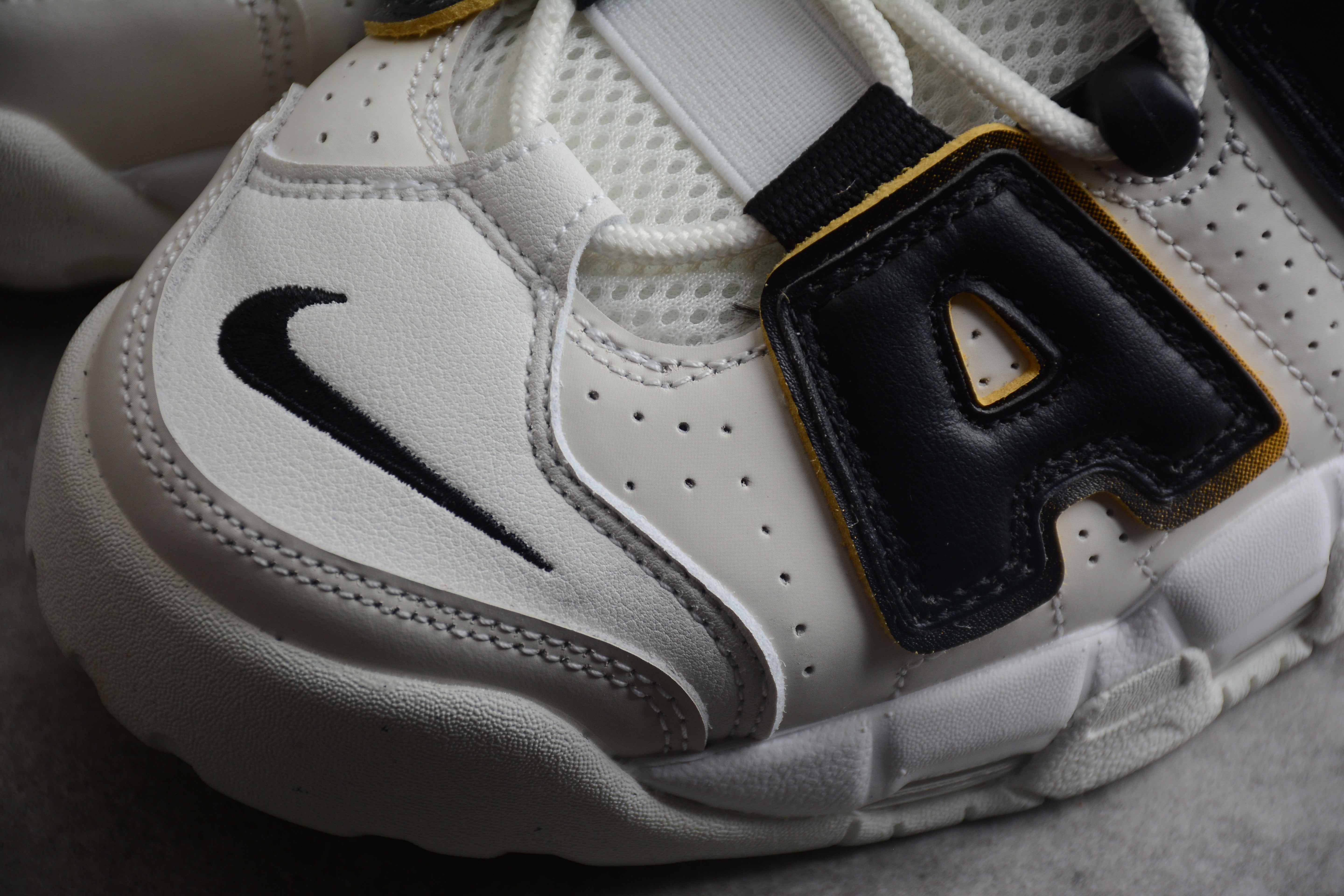 NikeUnisex Air UpTempo - Trading Cards