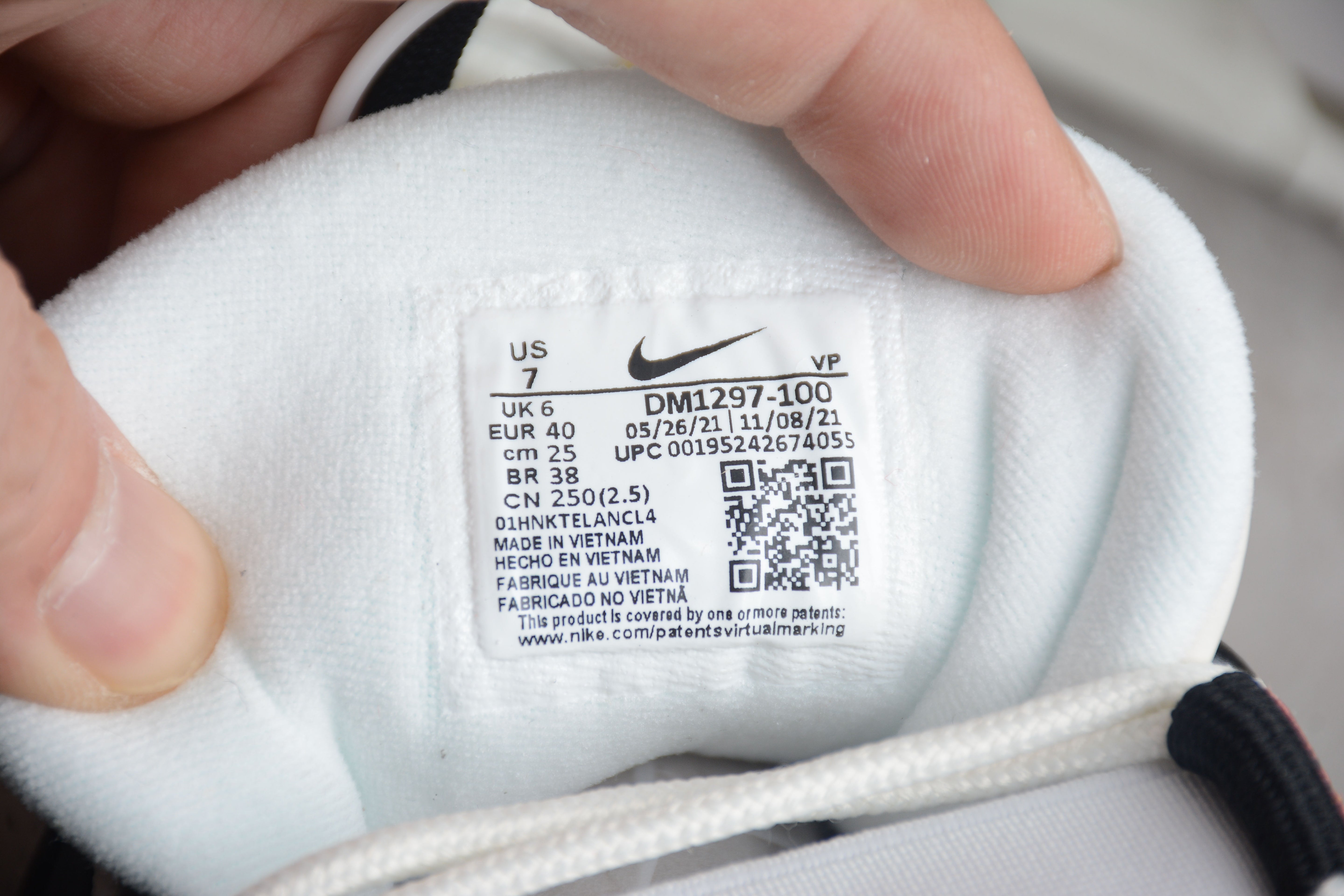 NikeUnisex Air UpTempo - Trading Cards