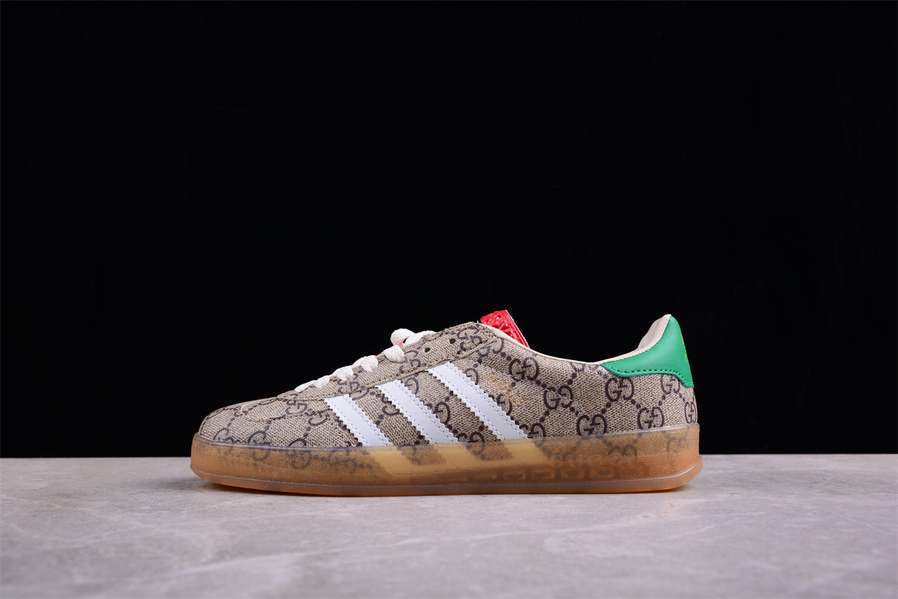 adidasUnisex x Gazelle Monogram - Beige