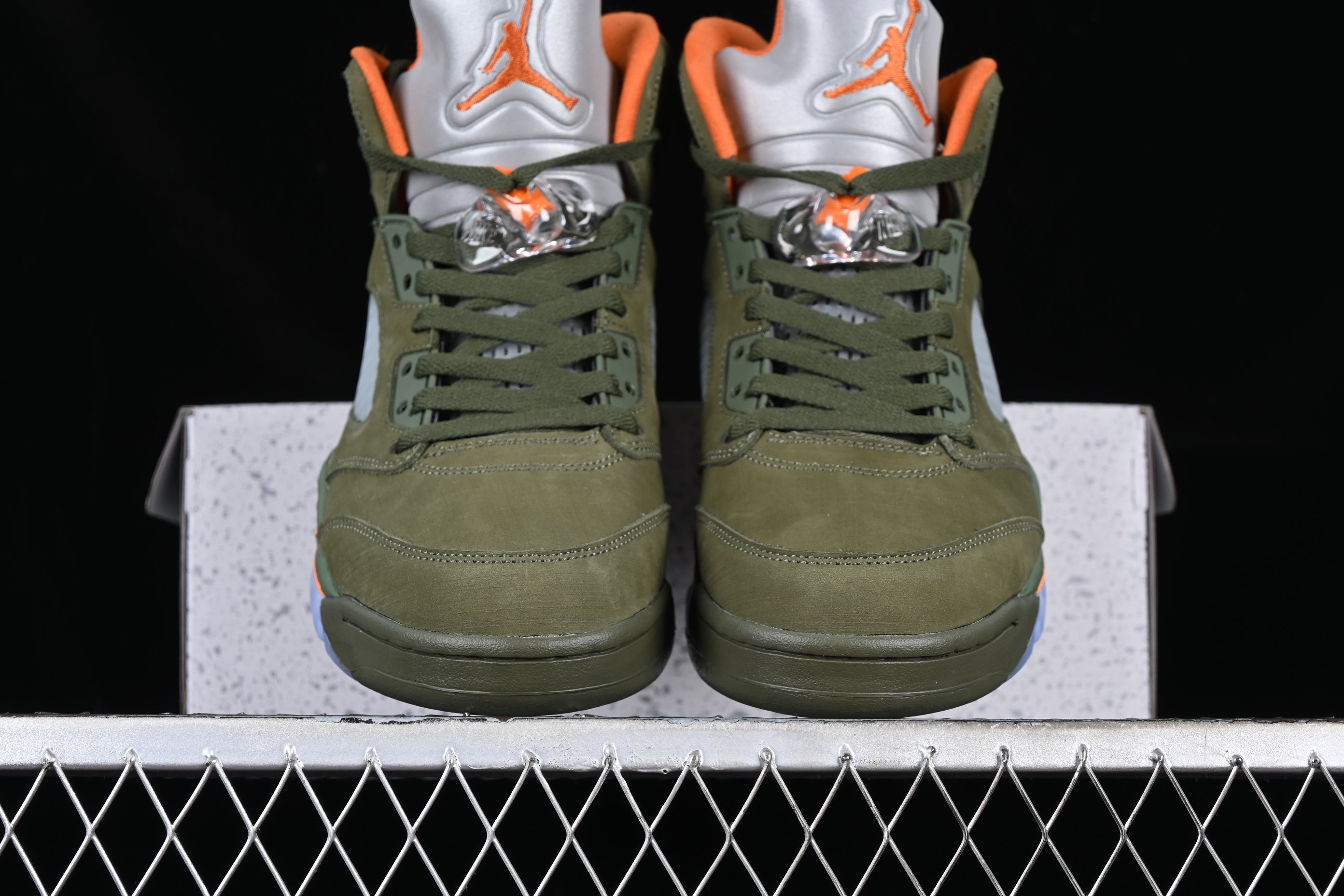 Air Jordan 5 AJ5 Retro - Olive