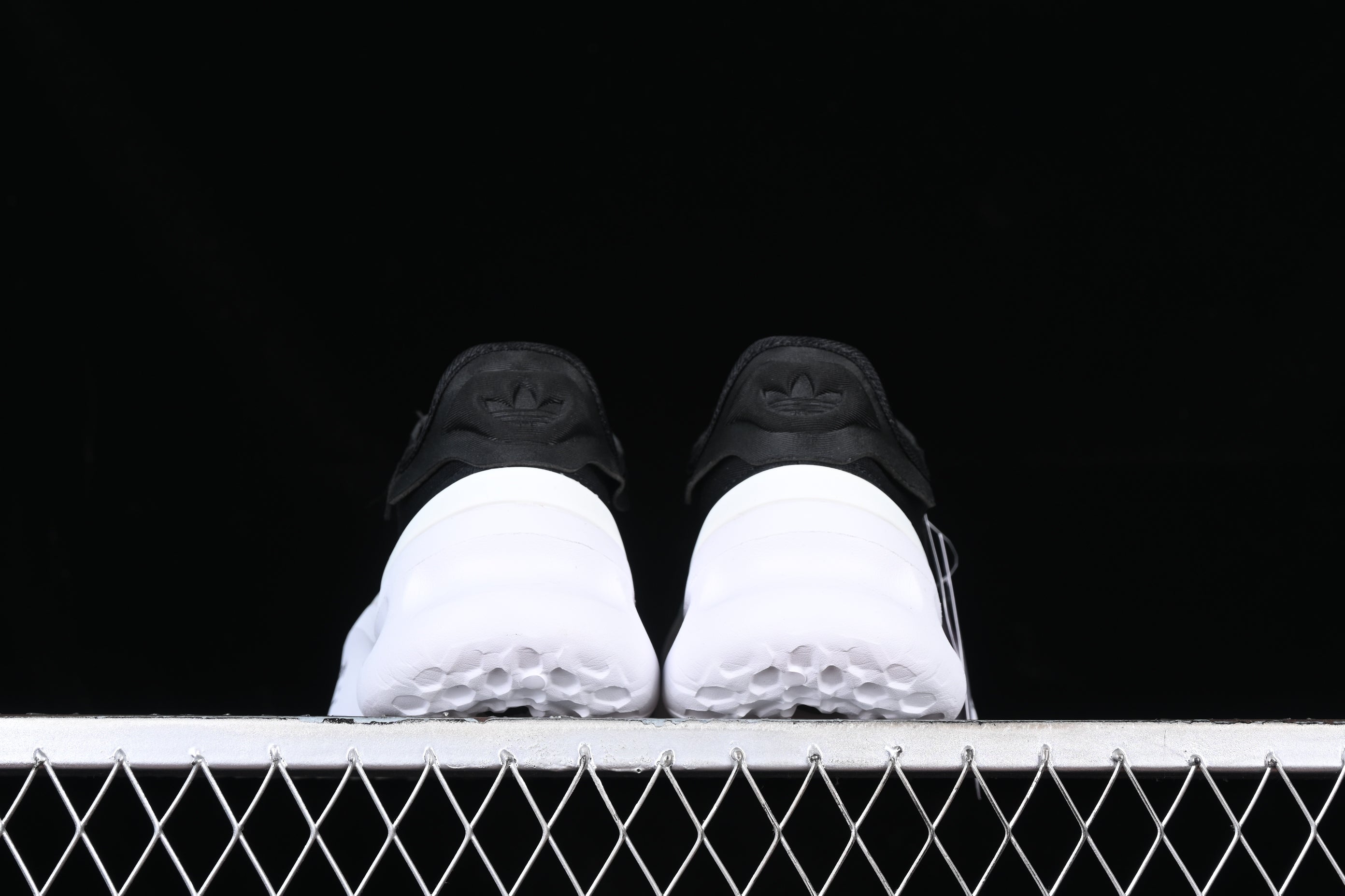 adidasUnisex Adifom - Trxn