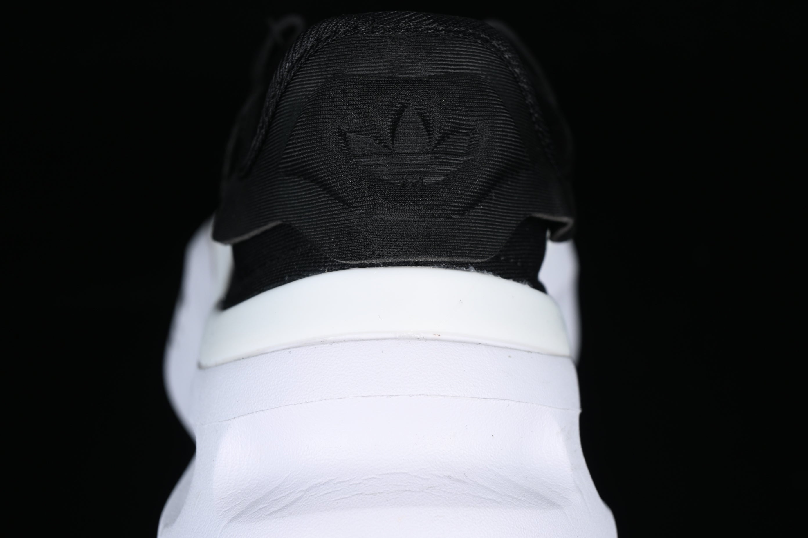 adidasUnisex Adifom - Trxn